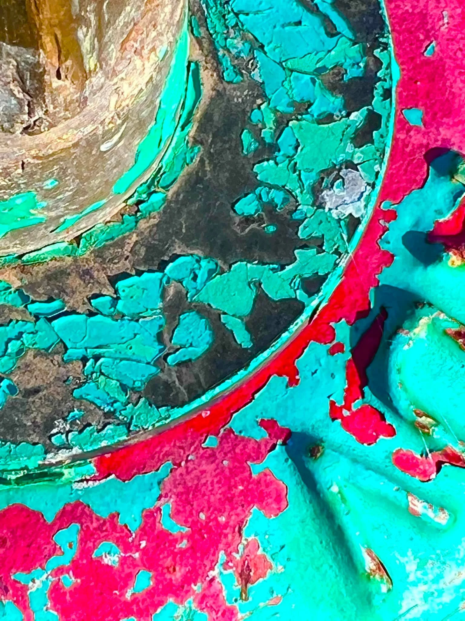 As always, I find texture so attractive. Then together with an interesting composition&hellip; Fun to find something interesting, that sparks my curiosity!!!