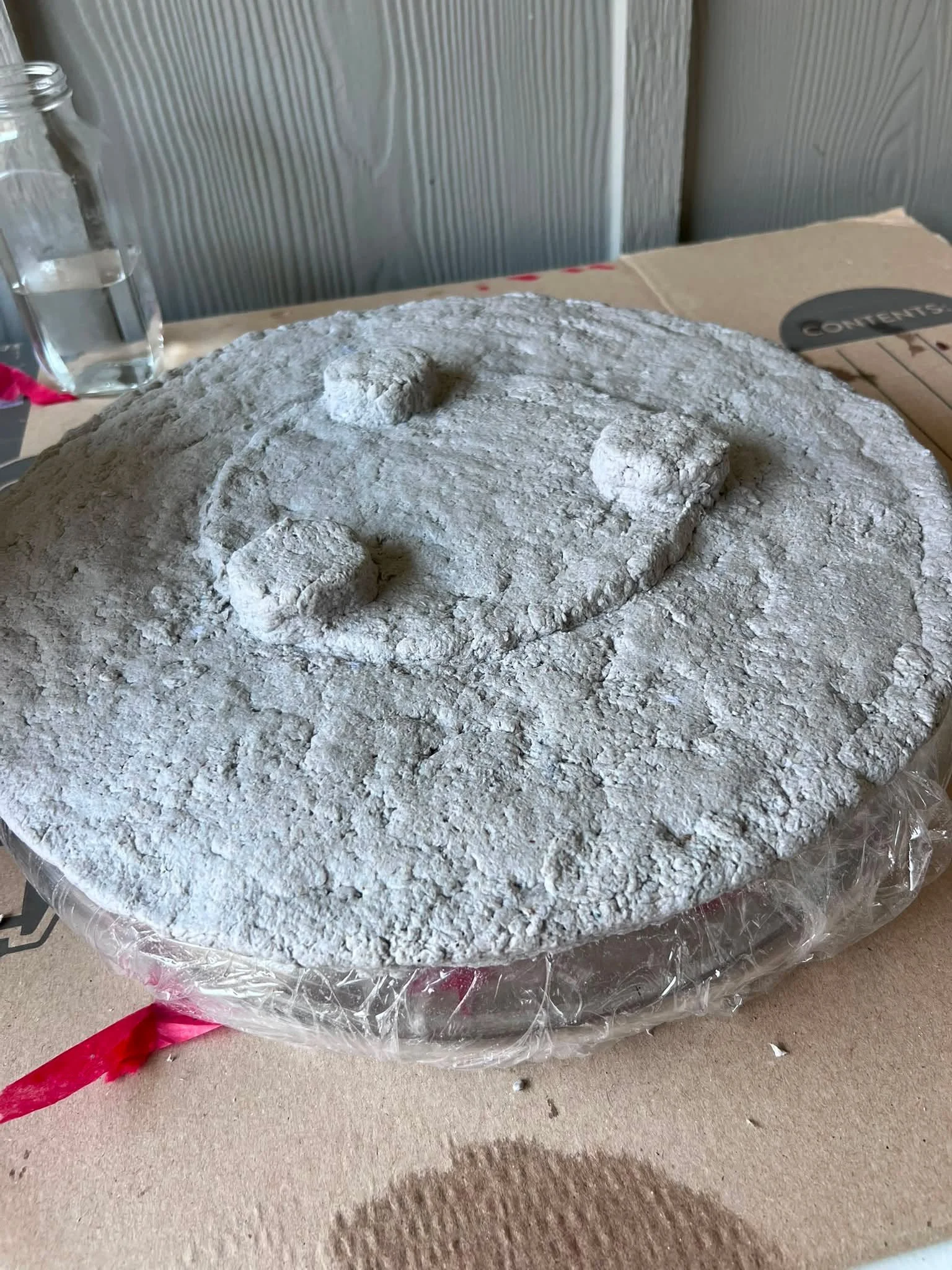 So I decided to experiment with papier-m&acirc;ch&eacute; today. I remember as a child making puppet heads. In the past weeks, I saw some beautiful work done by artists with it and I got so inspired to learn to use it and play with it. So I collected
