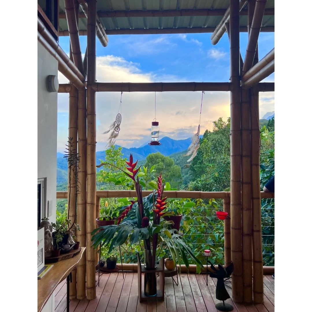 I hadn&rsquo;t planned to be here. A few days before, this mountain had crossed my mind but never thought I would had an opportunity to be there. Then, without knowing, I found myself less than half a mile from a place I used to love.

When I was you