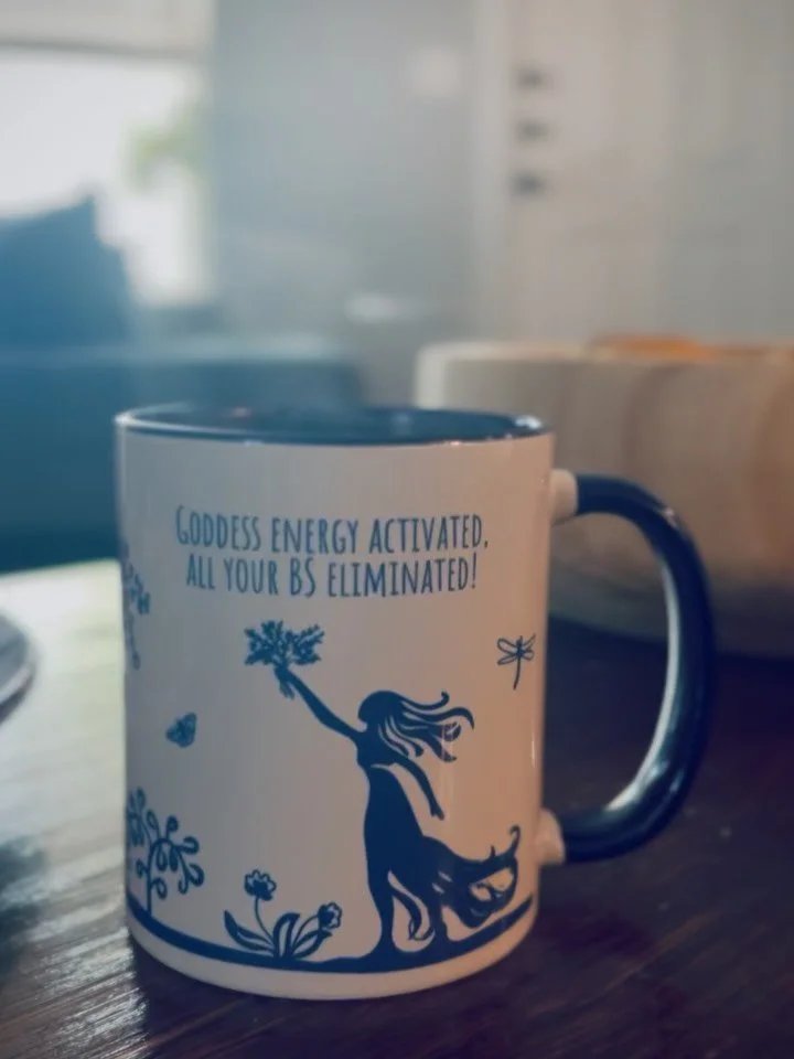 Definitely my morning coffee tastes a little more exciting today. ☕️💙

After years of creating, I still get incredibly happy when I see my work printed. And every time I see one of my illustrations come to life on something I can actually use feels 