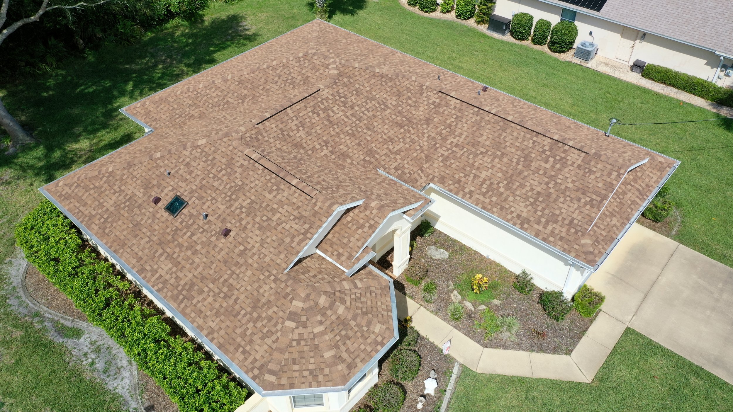 How to Choose a Roofing Contractor Without Feeling Pressured