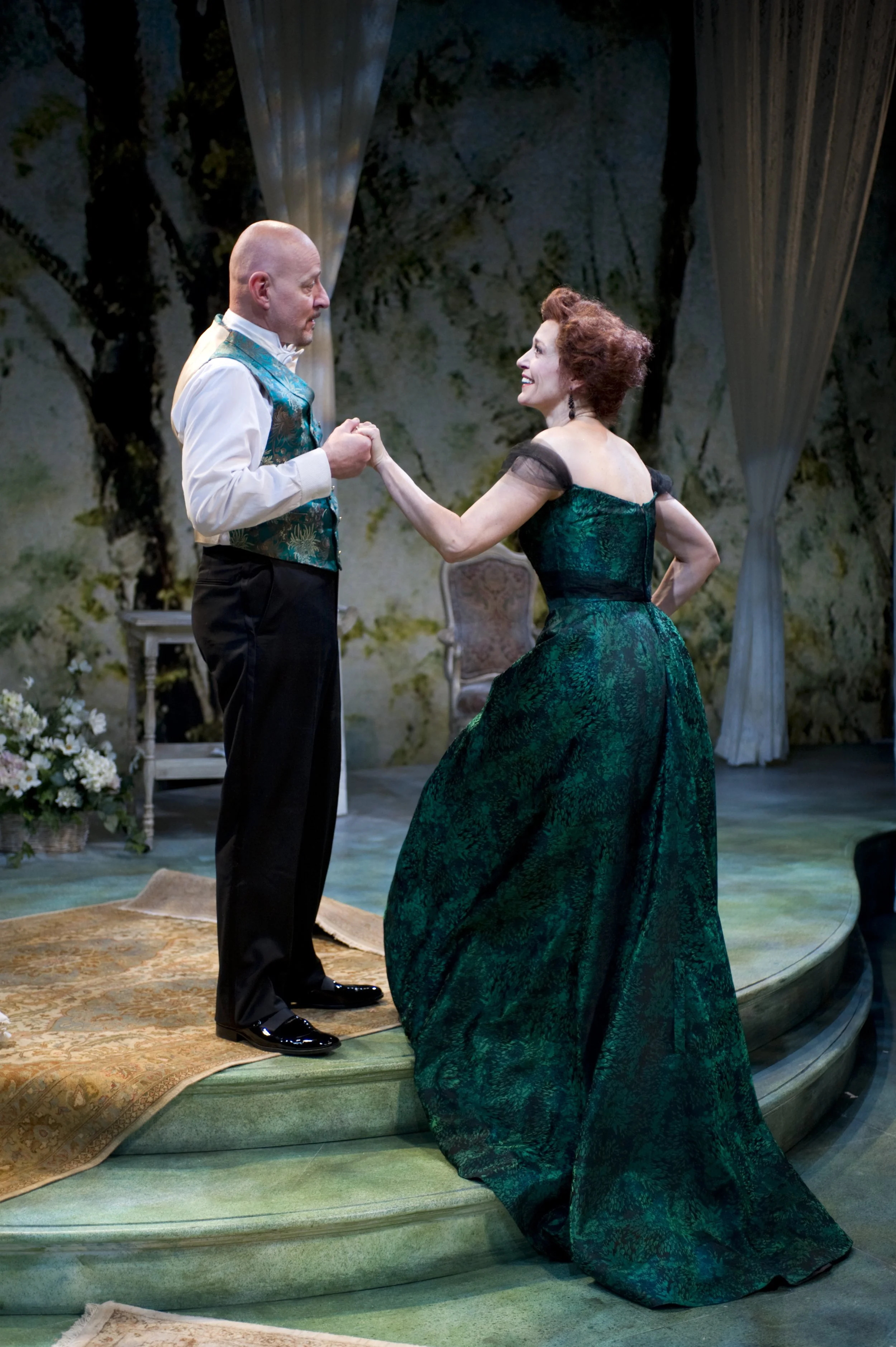 Frederik and Desiree - vert (7342).jpg