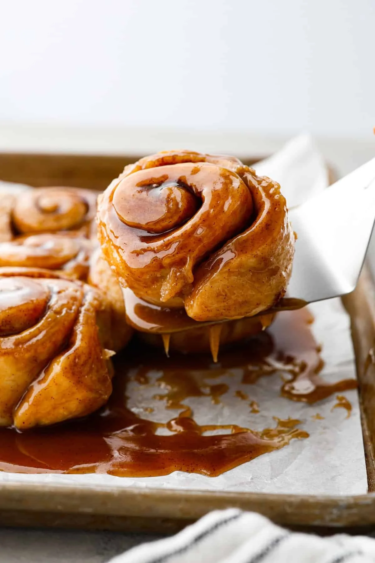 caramel-rolls-1-2.jpg