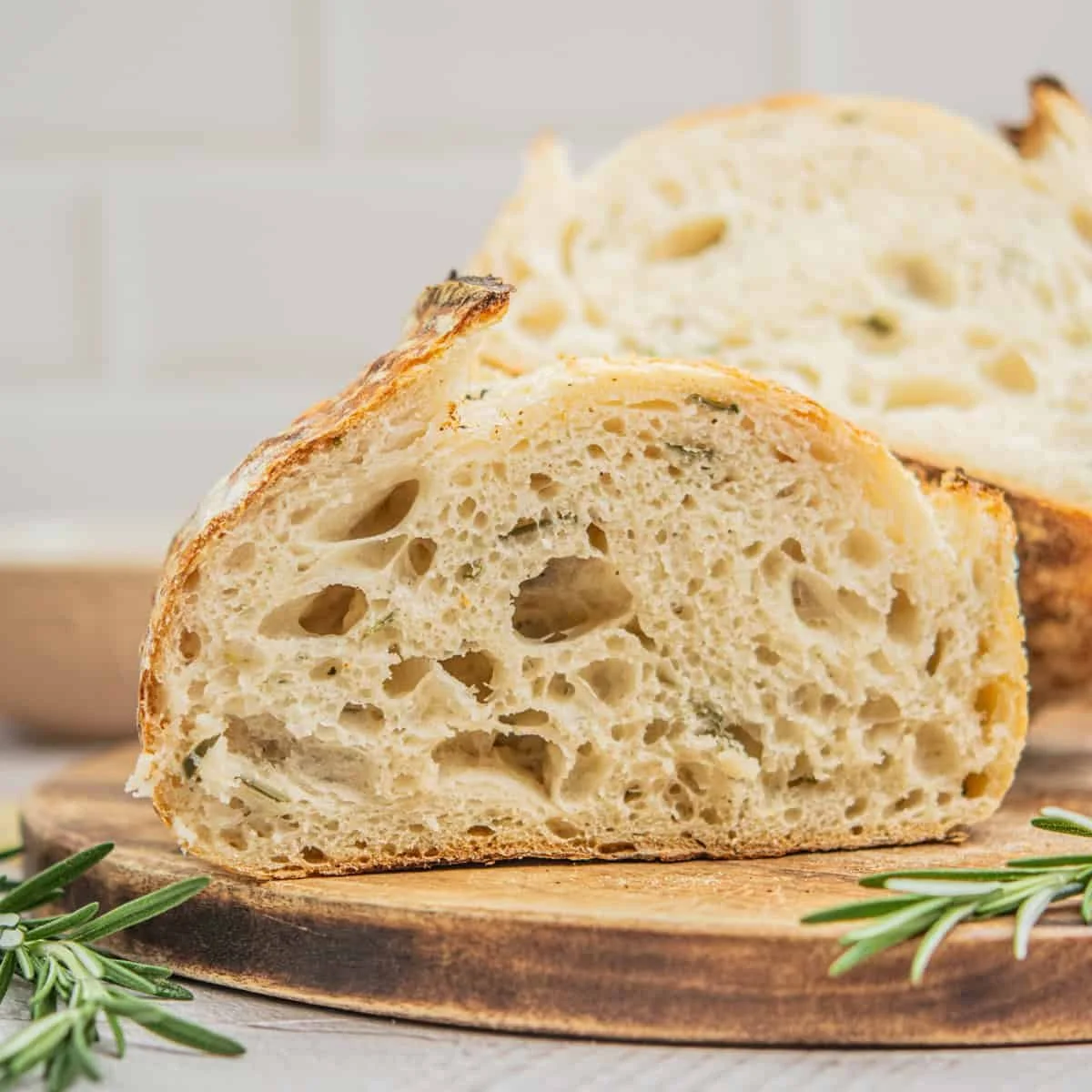 rosemary-sourdough-bread-3.jpg