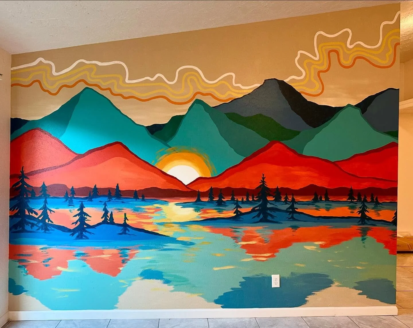 Such a fun project! I loved working with these colors. 🥰 #mural #painting #oregon #oregonart #eugeneoregon