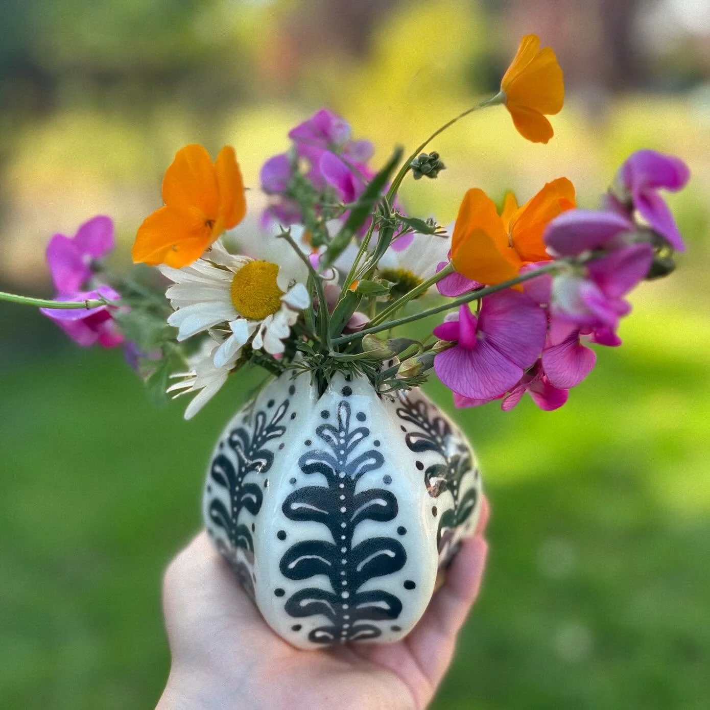 Little vase ☺️🩷☺️ #ceramics #art #vase #handbuiltceramics