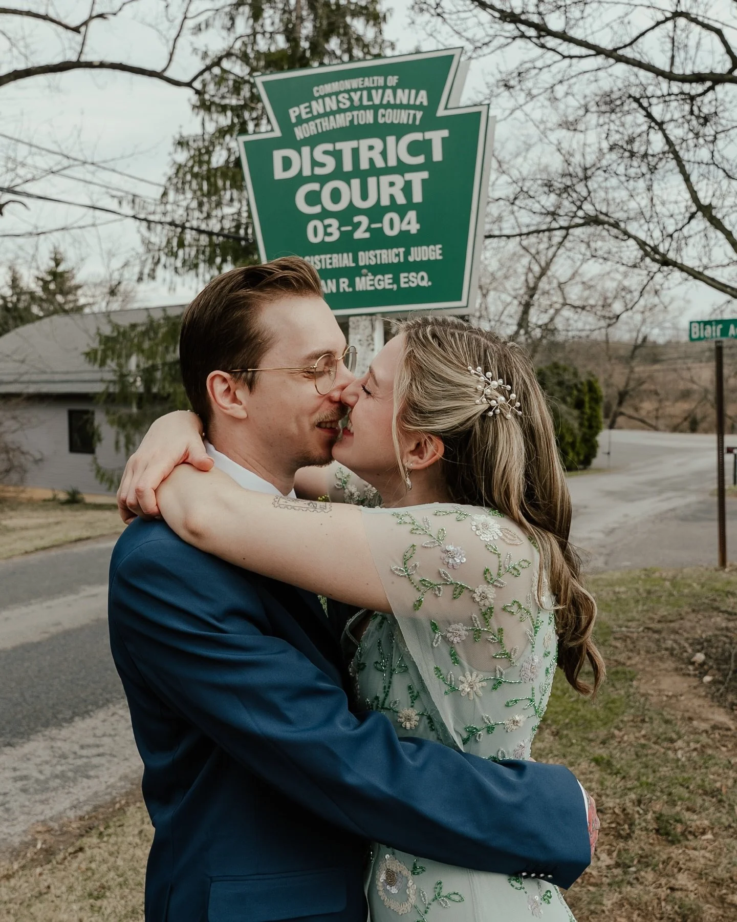 What joy at this elopement! We went to the park (where they had their first date!!) before heading to the local courthouse. You can tell how much fun these two have together in every picture. Such a beautiful day. 🫶🏻🌻

#elopementphotography #weddi
