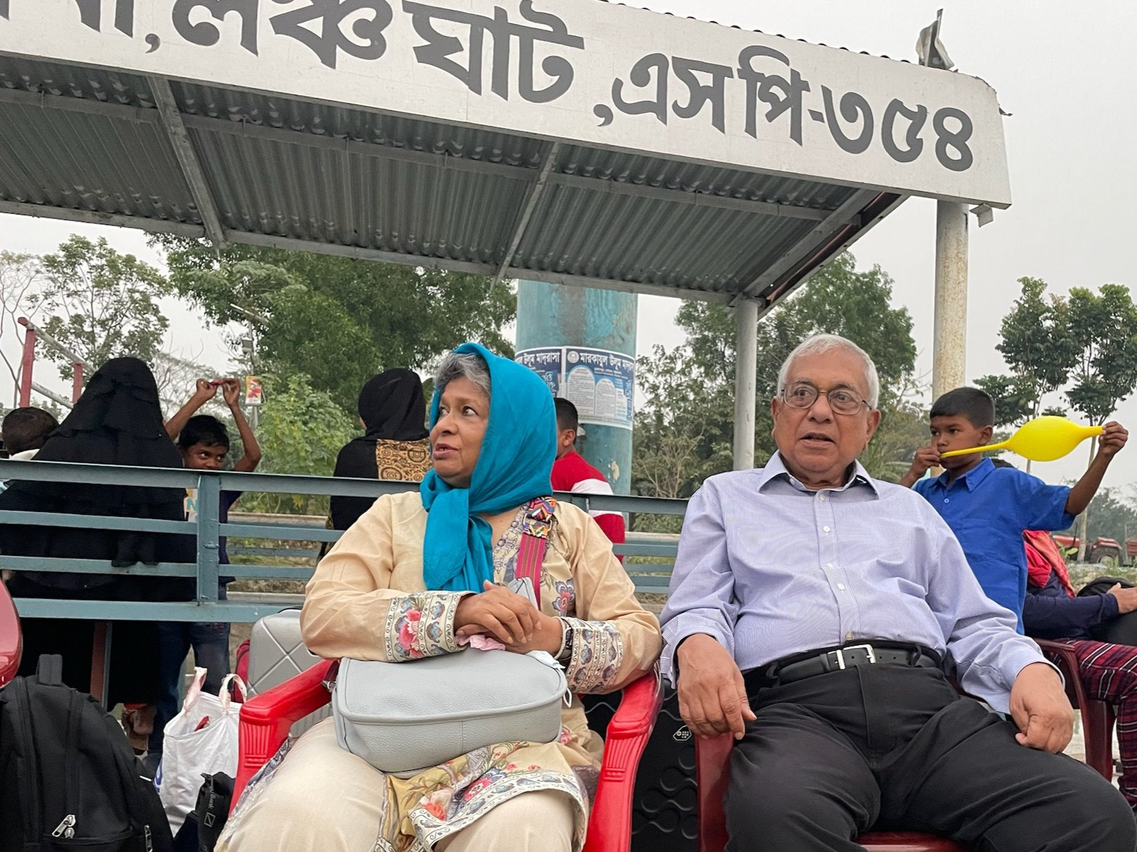 Prof. Dil Afroze Quader (co-founder) and Maj. Gen. Ghulam Quader (EME) on boat trip from Karkhana.