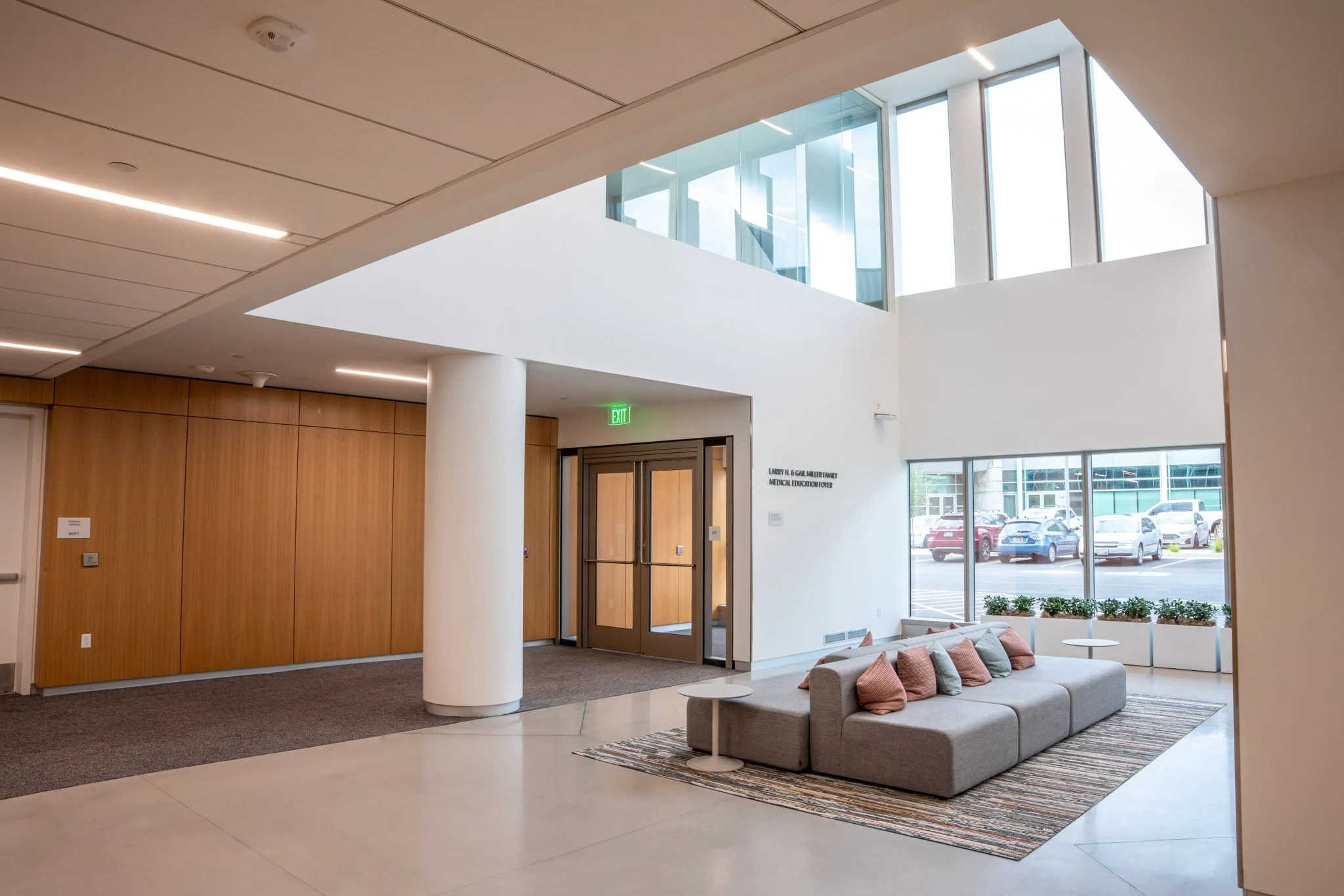 UU School of Med Interior Small-19.jpg