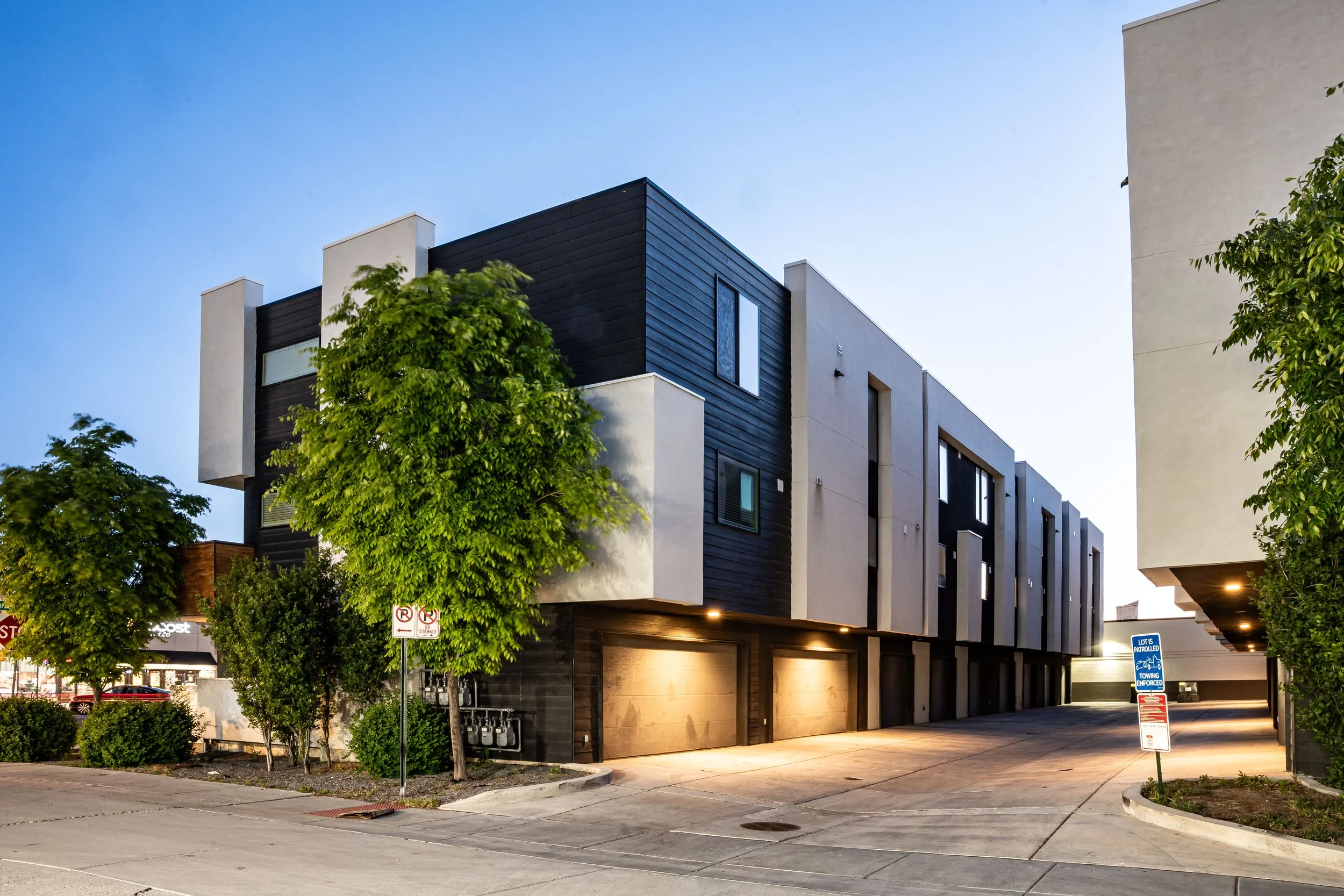 Maven Townhomes - Medium-7.jpg