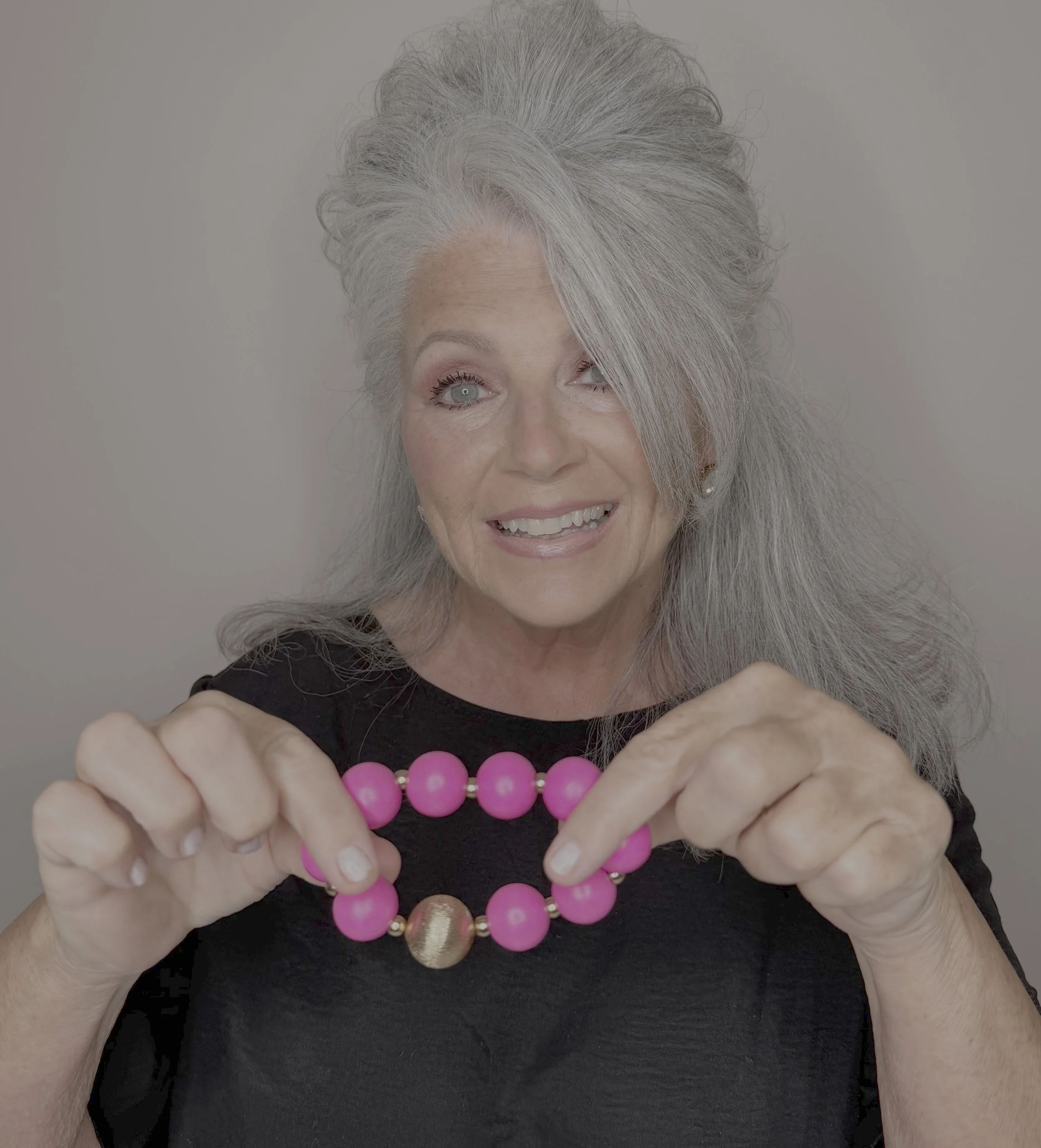 Bigpinkgoldbracelet2.jpg