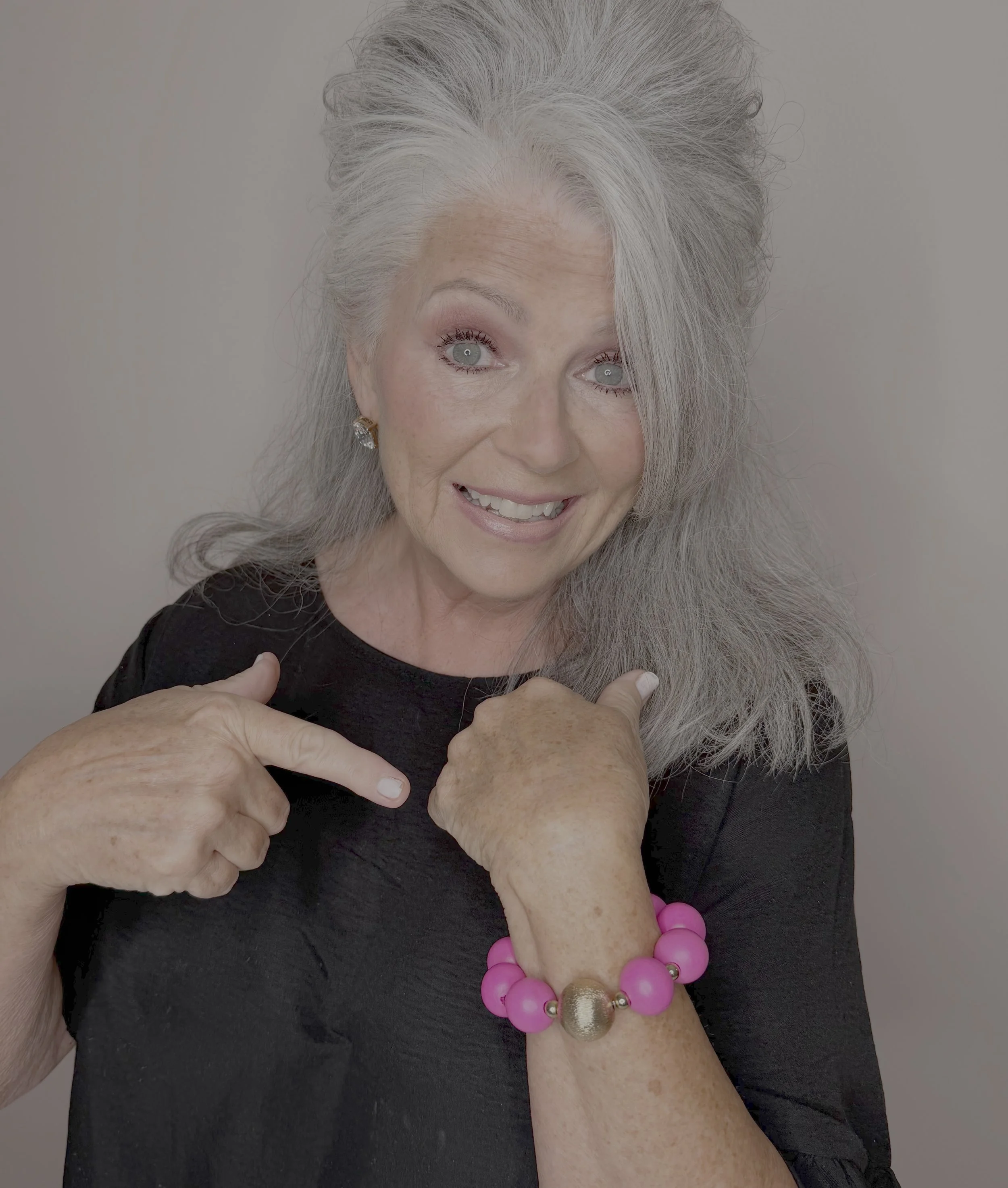 Bigpinkgoldbracelet3.jpg