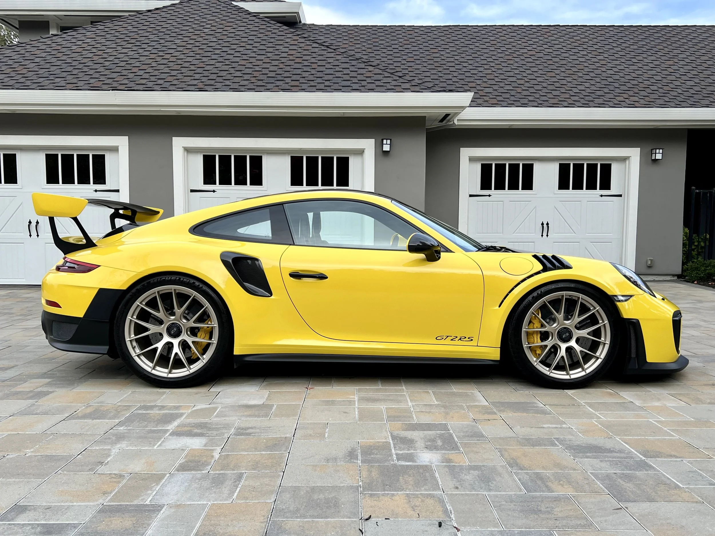 2019 Porsche 911 GT2RS