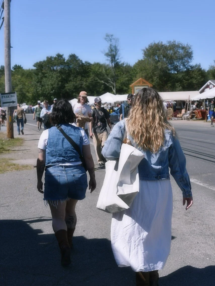 It&rsquo;s vintage hunting season! 

We took our boots to Brimfield and found some of the cutest things for your next event. 

Tell us, what are we hosting next??

&mdash;

#brimfield #brimfieldantiqueshow #brimfieldfinds #vintageevent #bostonevents 