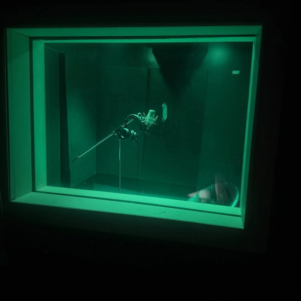 Separate vocal booth included with monthly studio access
