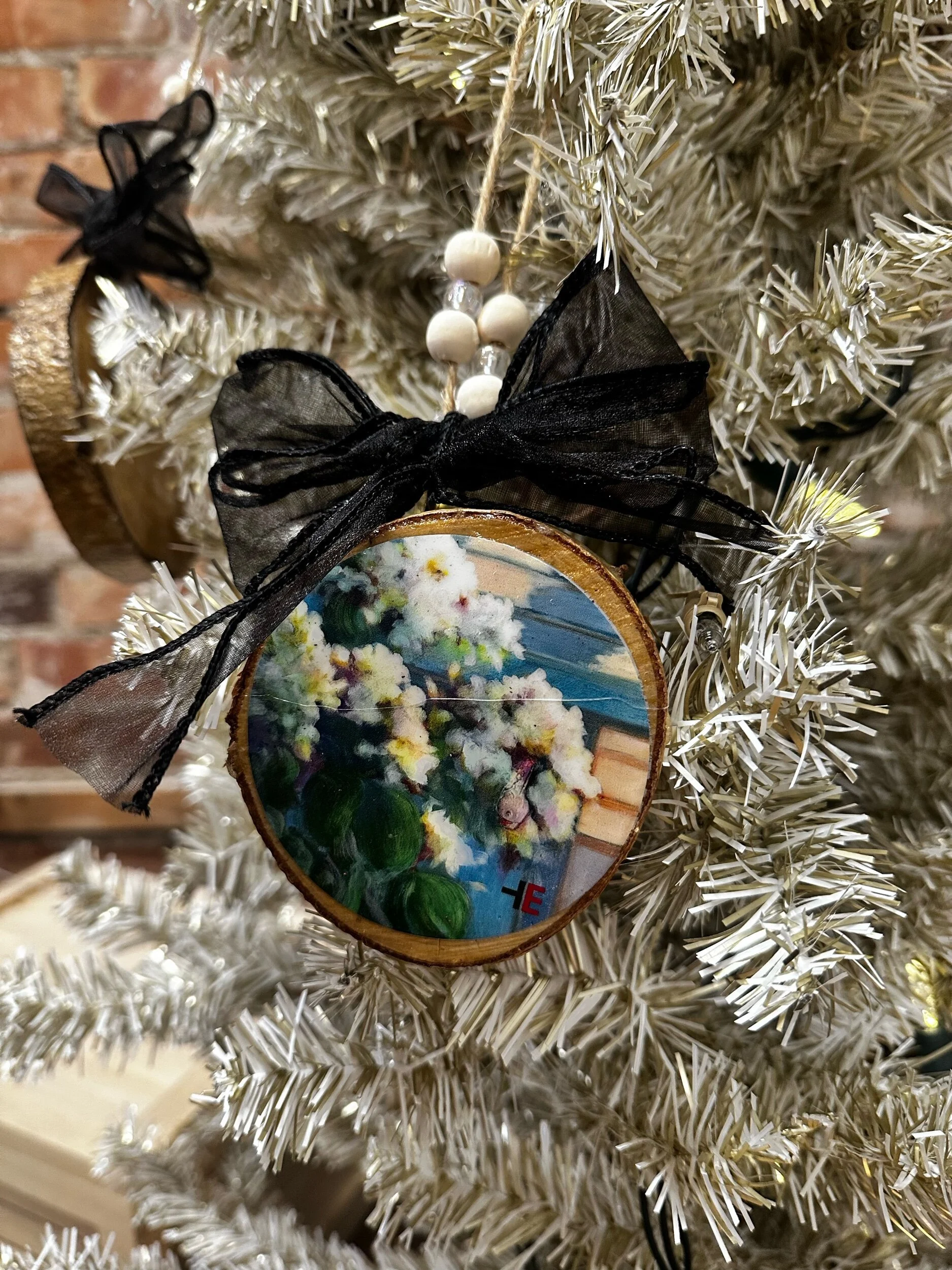 DAC98405-FCAB-481D-80C9-D0A3E178AB33