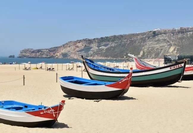 praia-da-nazare-beach-2.jpg