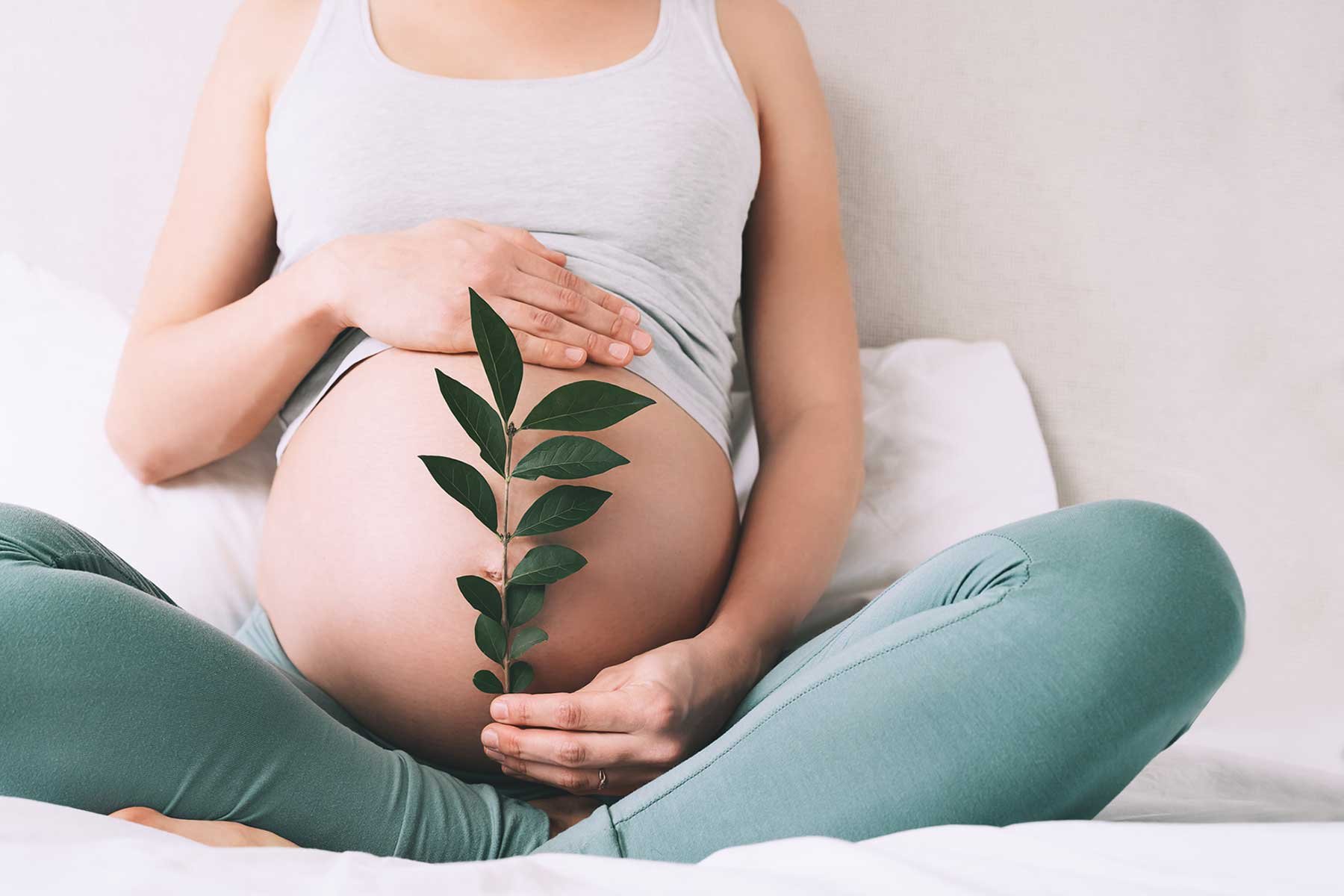 The Ultimate Daily Pregnancy Self-Care Checklist