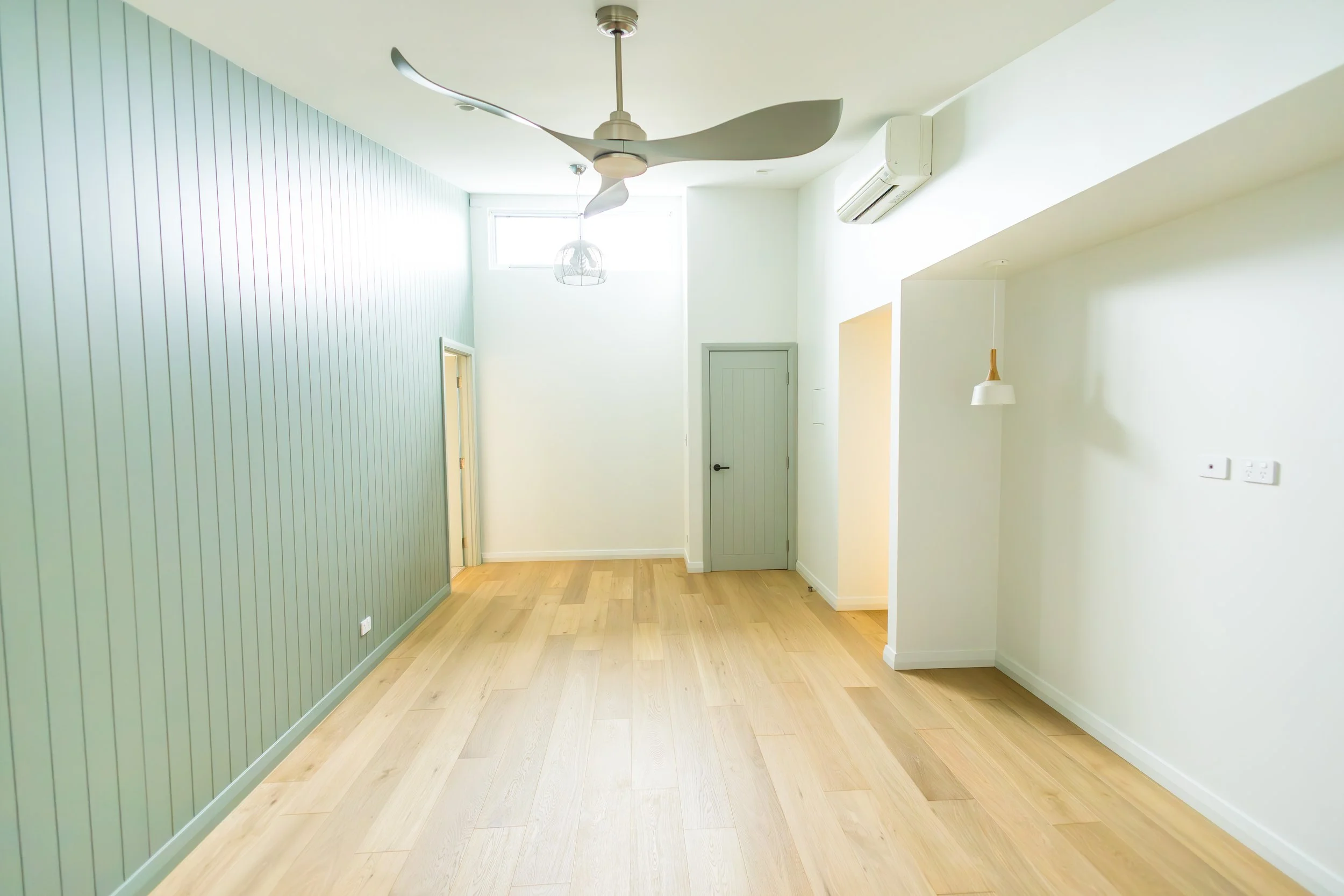 Bedroom in home extension by local builder and trades in yallingup, with modern finishes