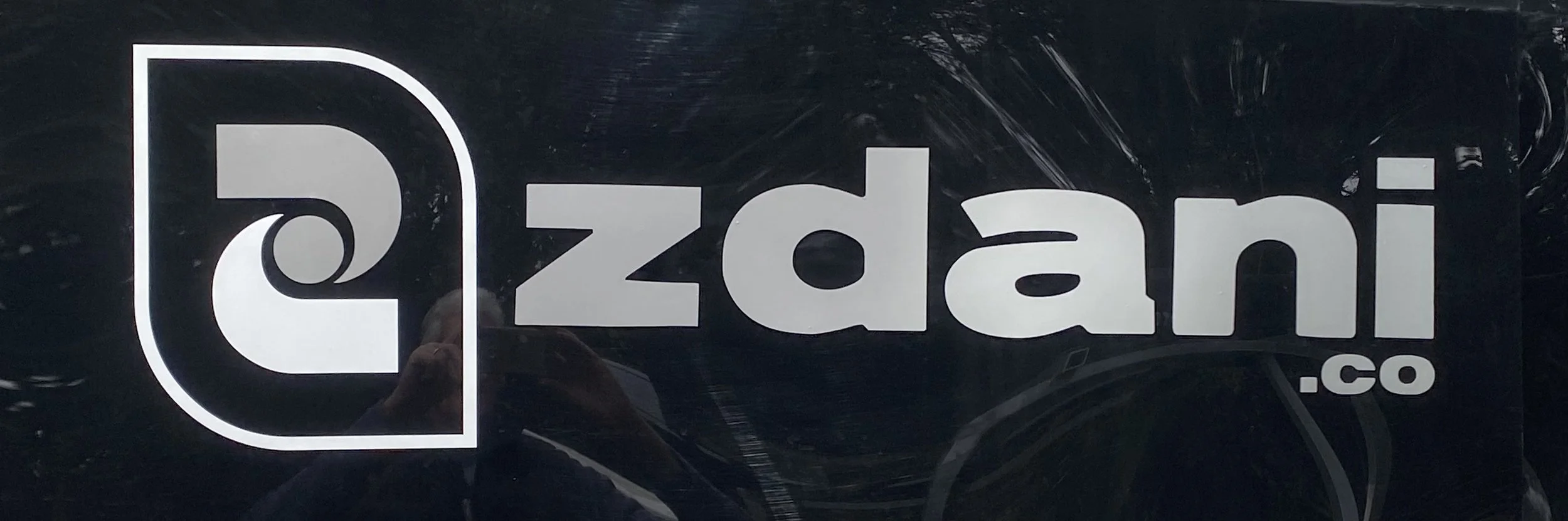 Zdani full logo.jpg