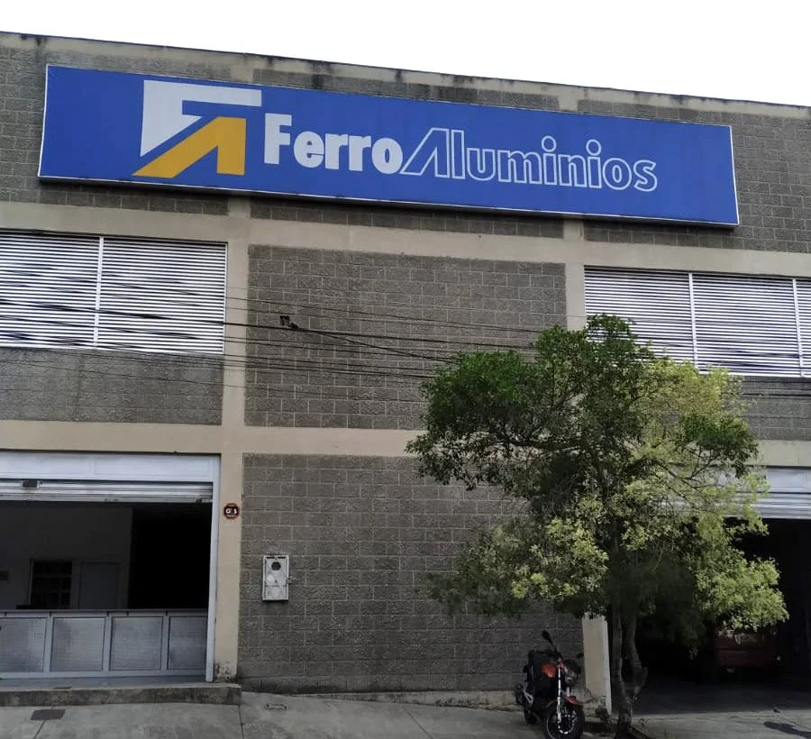revita_Bodeg-FerroAluminios.jpg