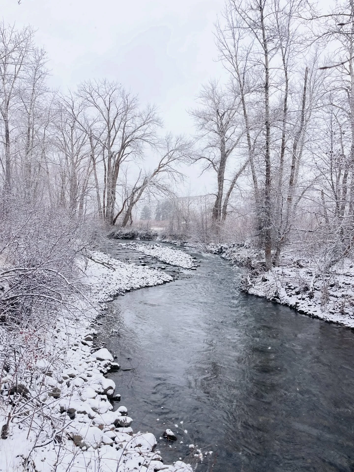 This landscape teaches me everything I need to know&hellip;🤍🤍🤍