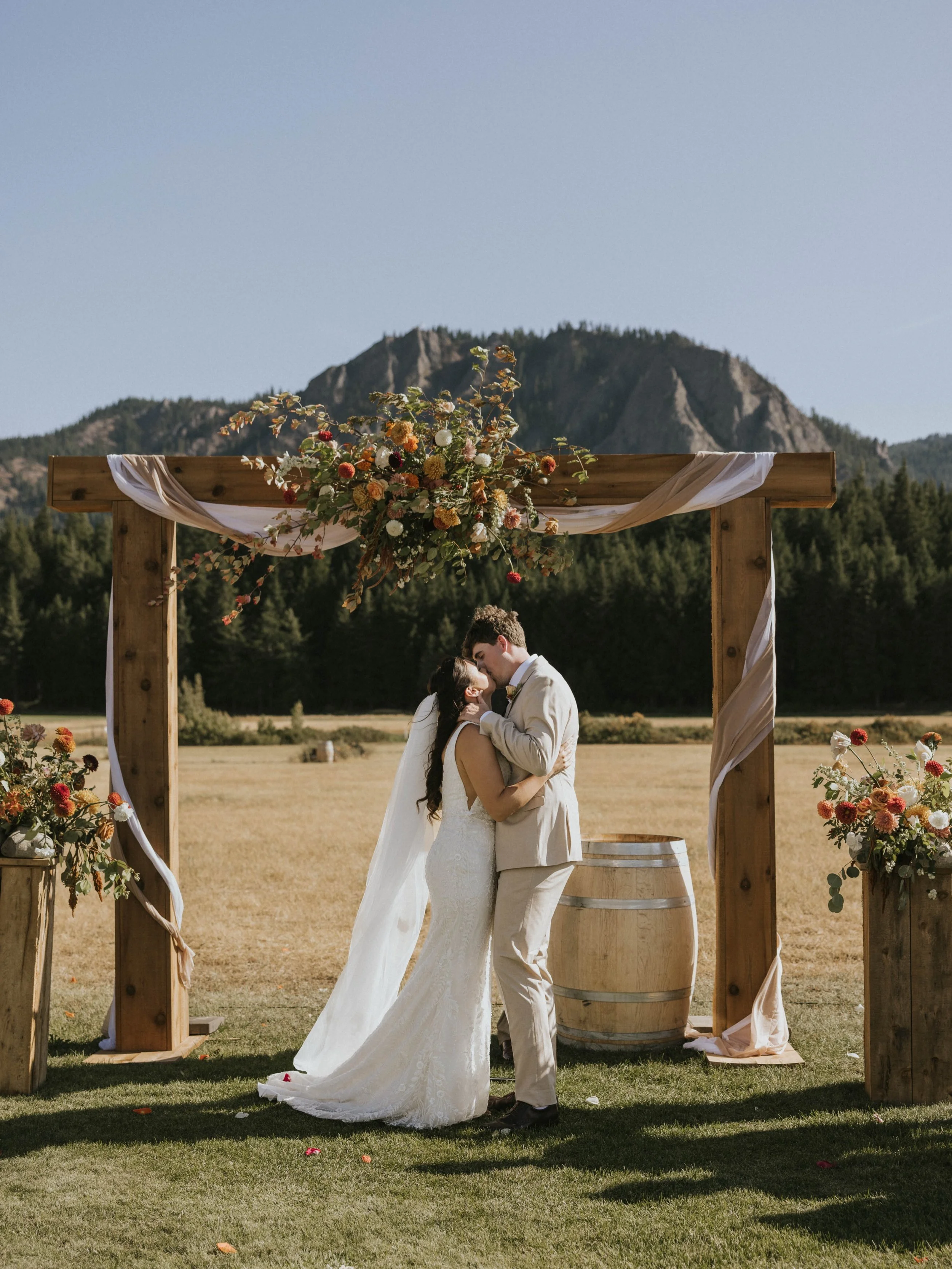 Still swooning&hellip;. 

Photography: @valenleephotography 🤍
Video: @ridgewoodfilms 
Event rentals: @ncweventrentals 
Hair: @kristen_styleshair 
Makeup: @makeupbyhollym__ 
DJ: @omalleyentertainment 
Dress: @destinysbride 
Suits: @menswearhouse 
Tap