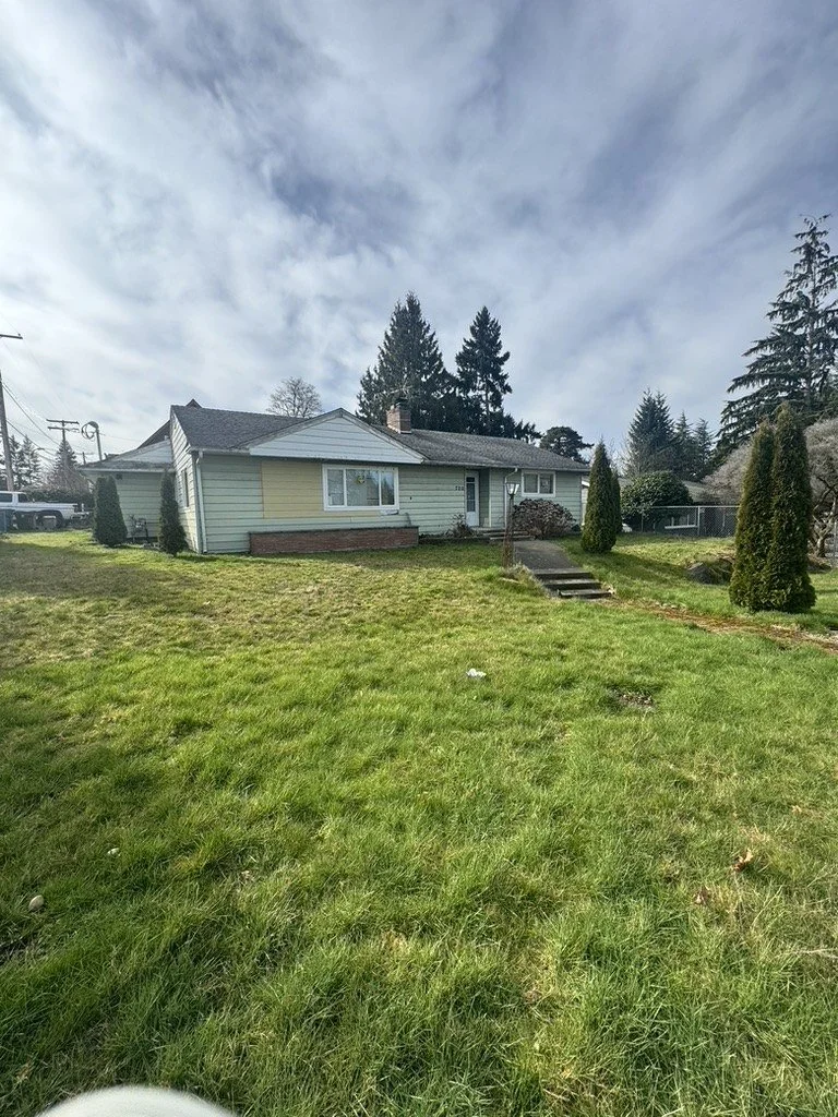 Scenic Hill Flip, before the renovation