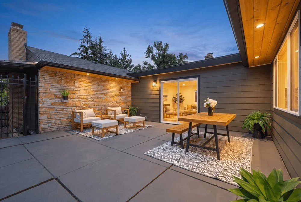 Scenic Hill Flip: Patio at twilight