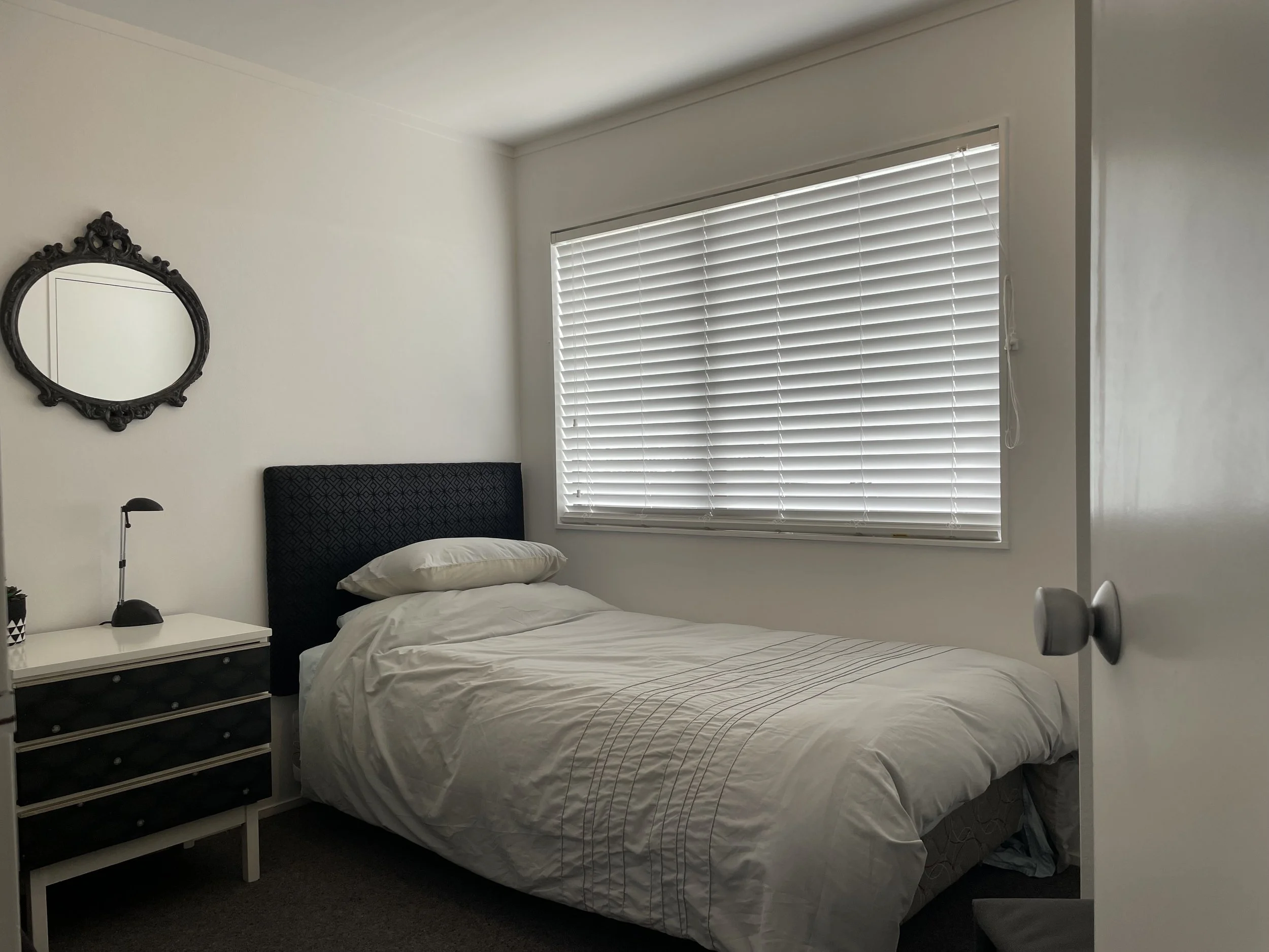 King single bedroom