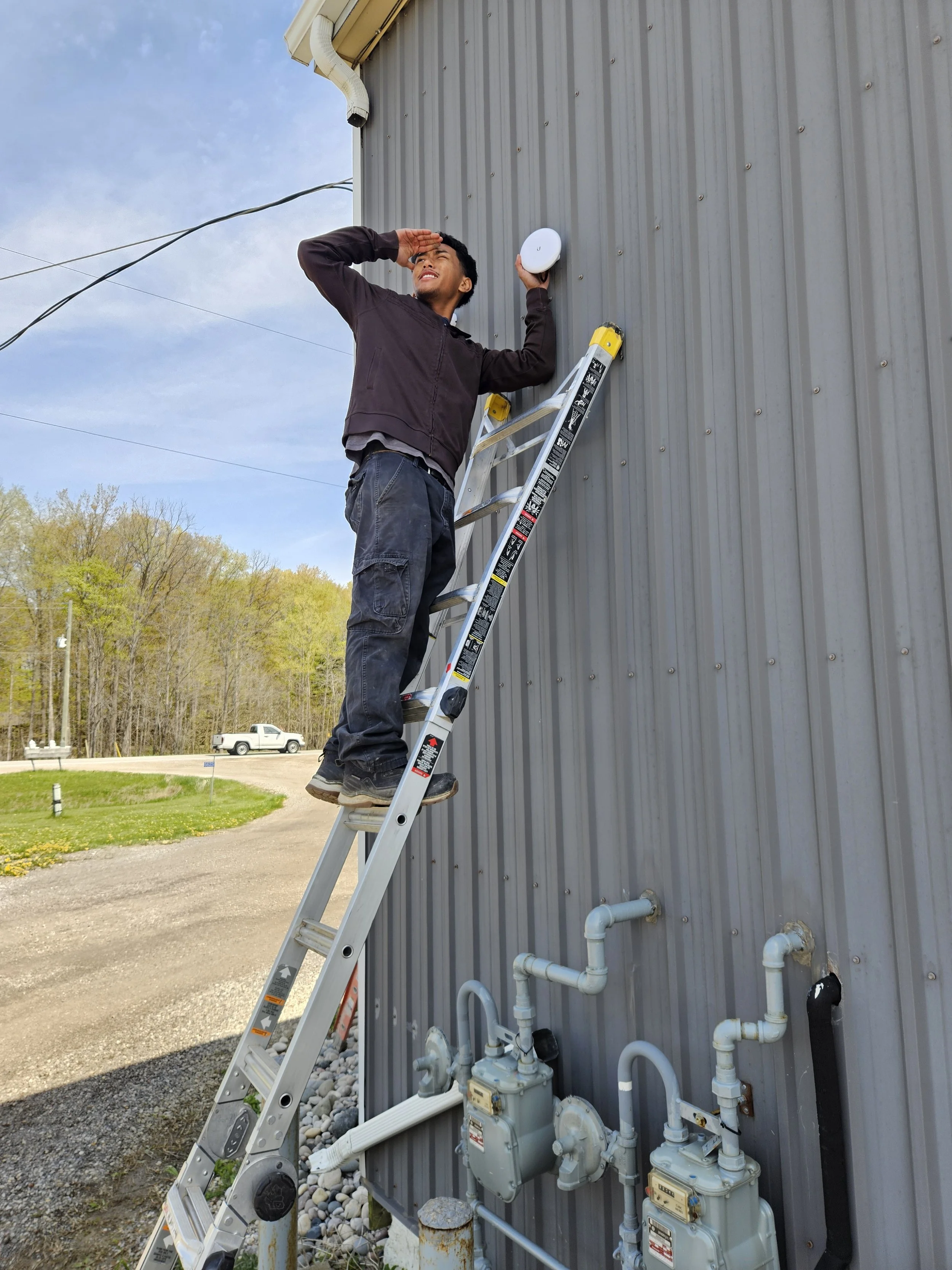 Unifi Building Bridge Point to Point Radio