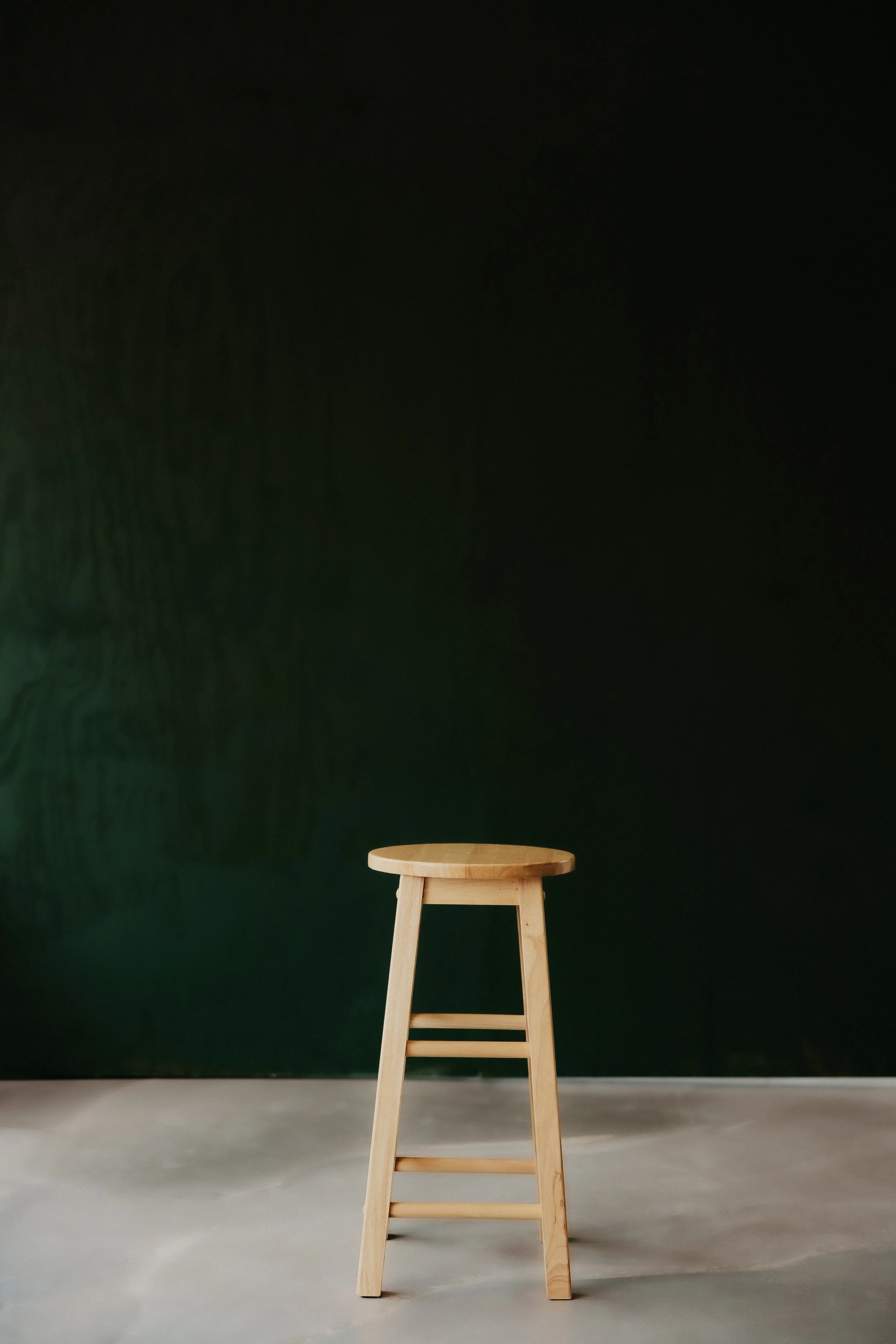 THE LIGHT ROOM_--HANNAH HEYEN PHOTOGRAPHY 2025_3.jpg