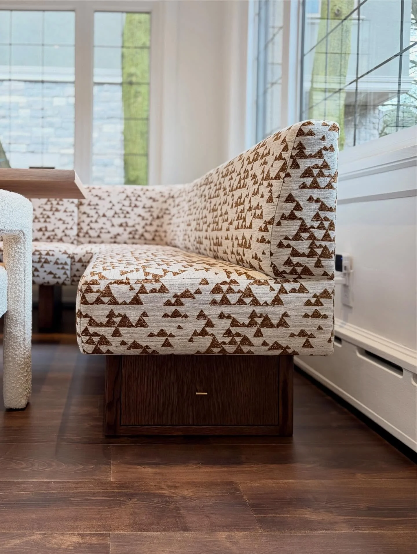 Work in progress✨ Loving the cozy and dynamic vibe this custom banquette is bringing to the kids&rsquo; study lounge. The playful pattern adds just the right amount of energy to keep the inspiration flowing. Happy studying starts here! #interiordesig