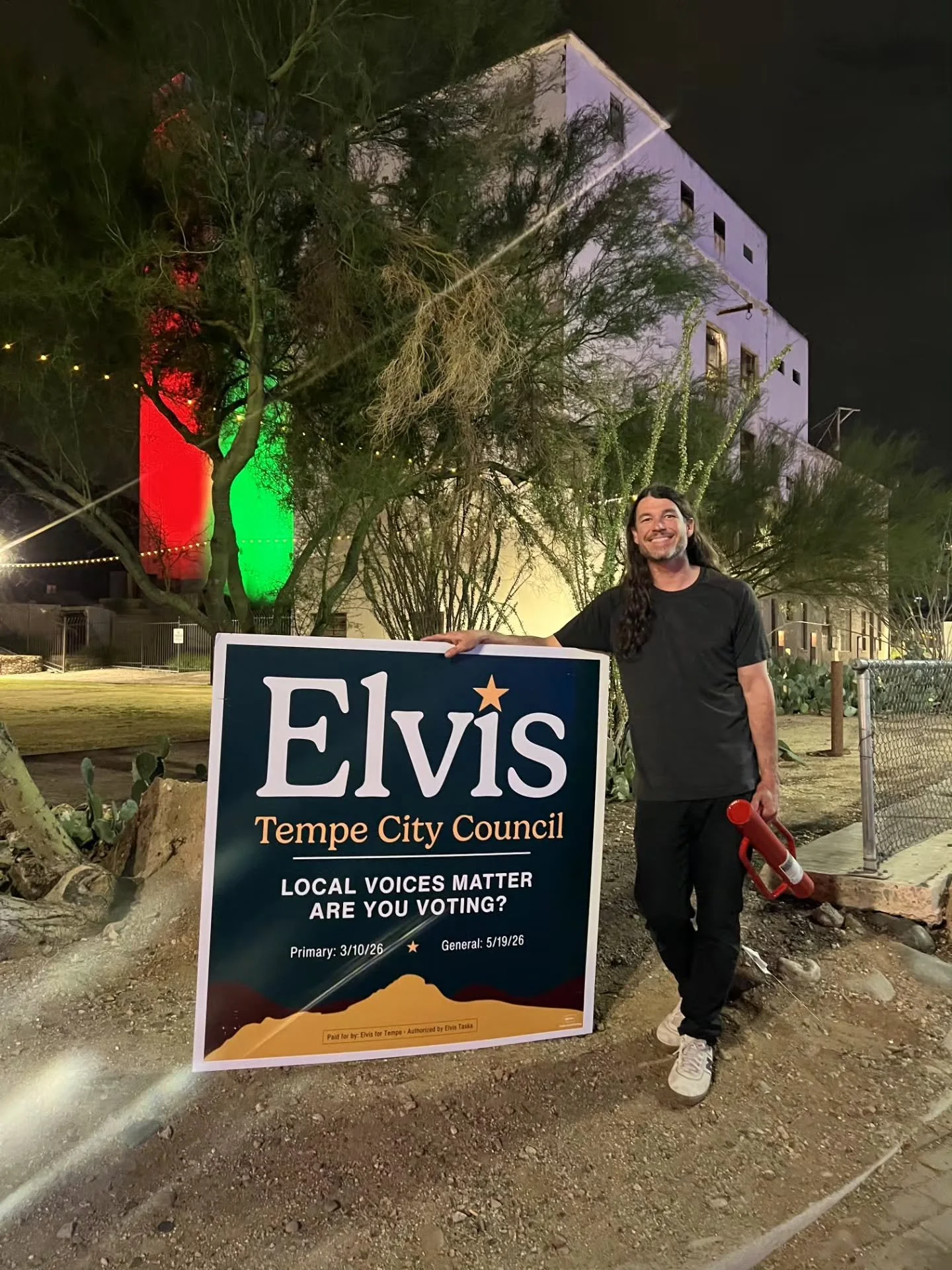 Had a great time putting up our new corner signs over the holidays! 

Since such a small percentage of Tempe voters participate in local elections, a major part of my campaign is focused on educating citizens on our local processes. That&rsquo;s why,