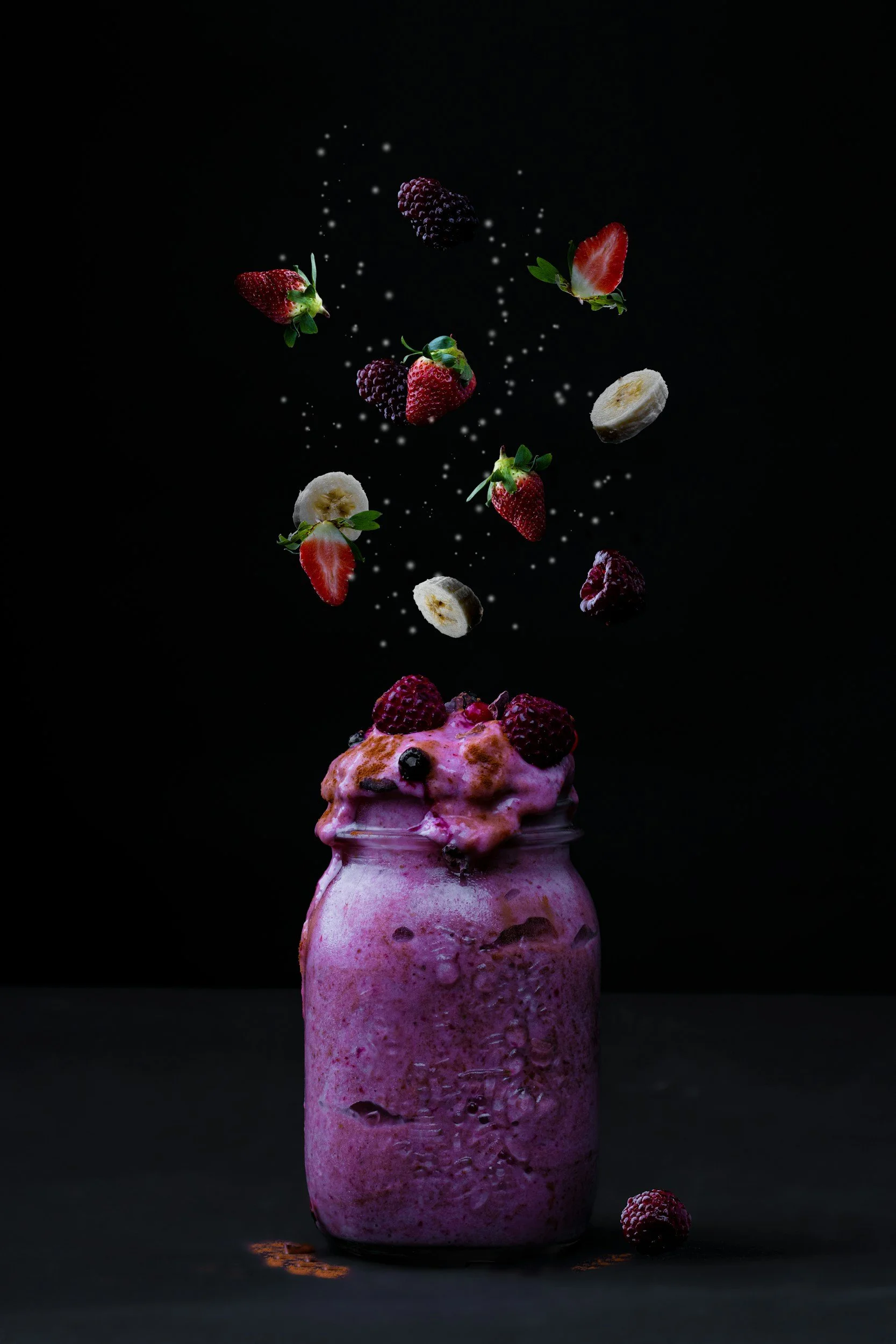 berry smoothie, banana