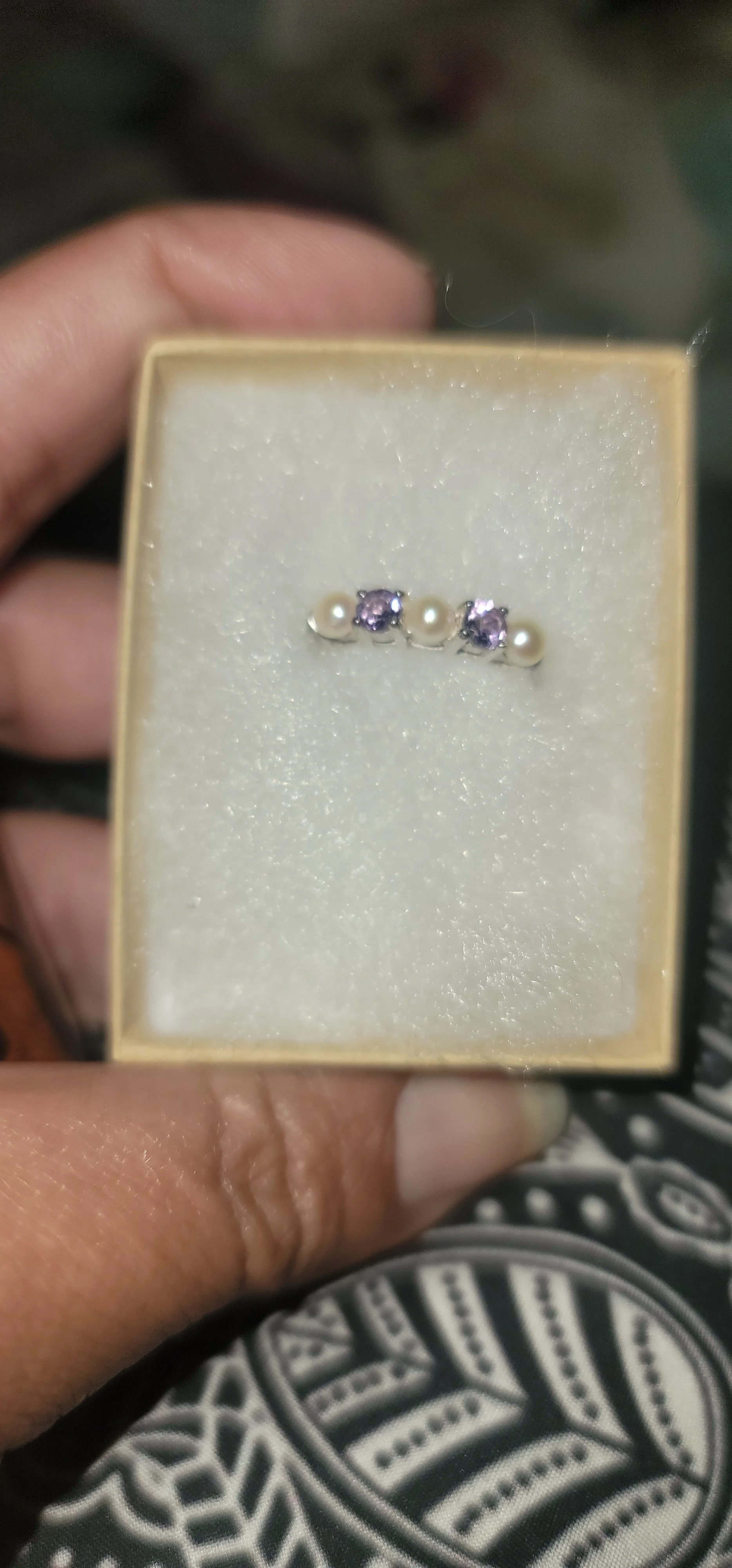 nevada-ring-inhand.jpg