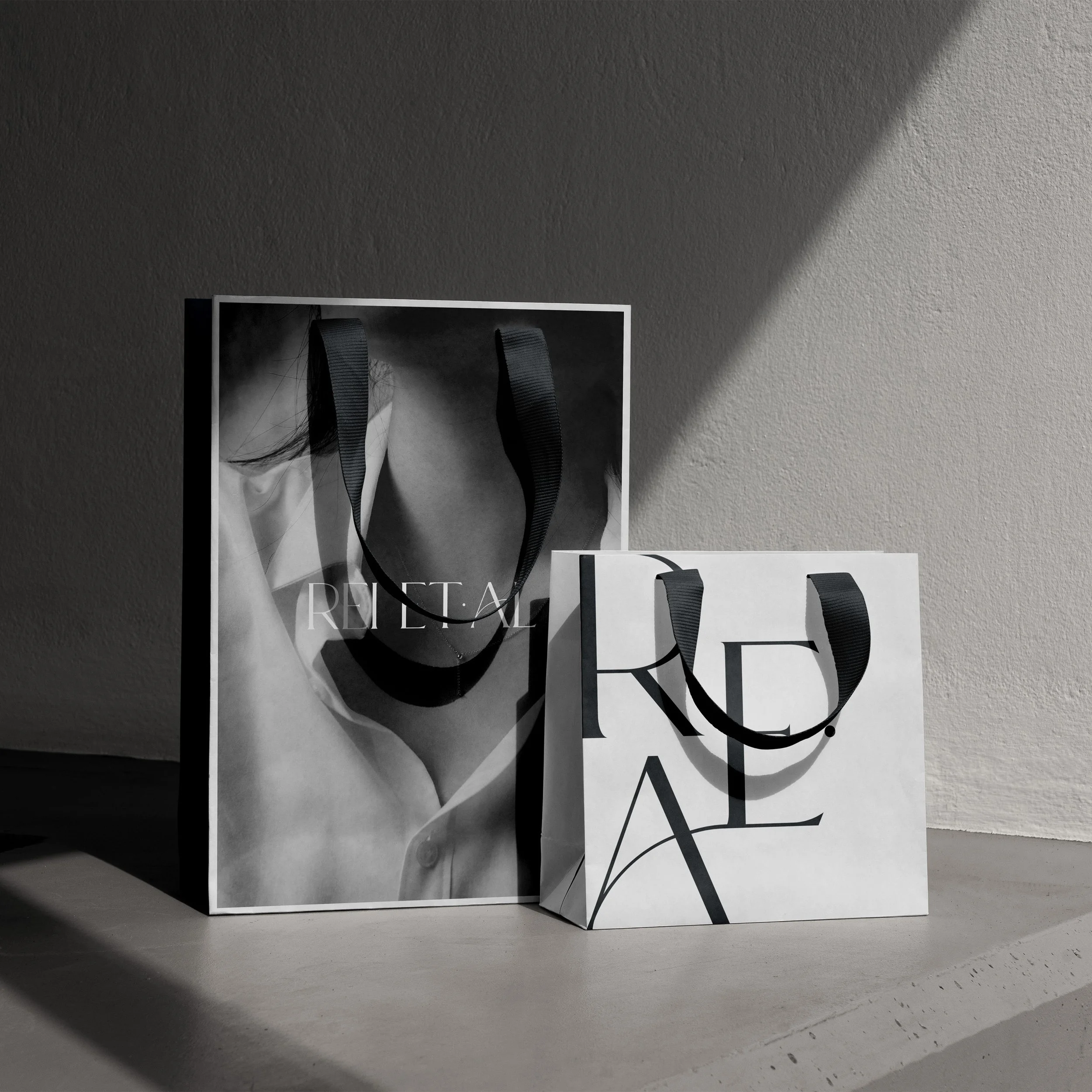 REIETAL_PaperBags_Mockup.jpg