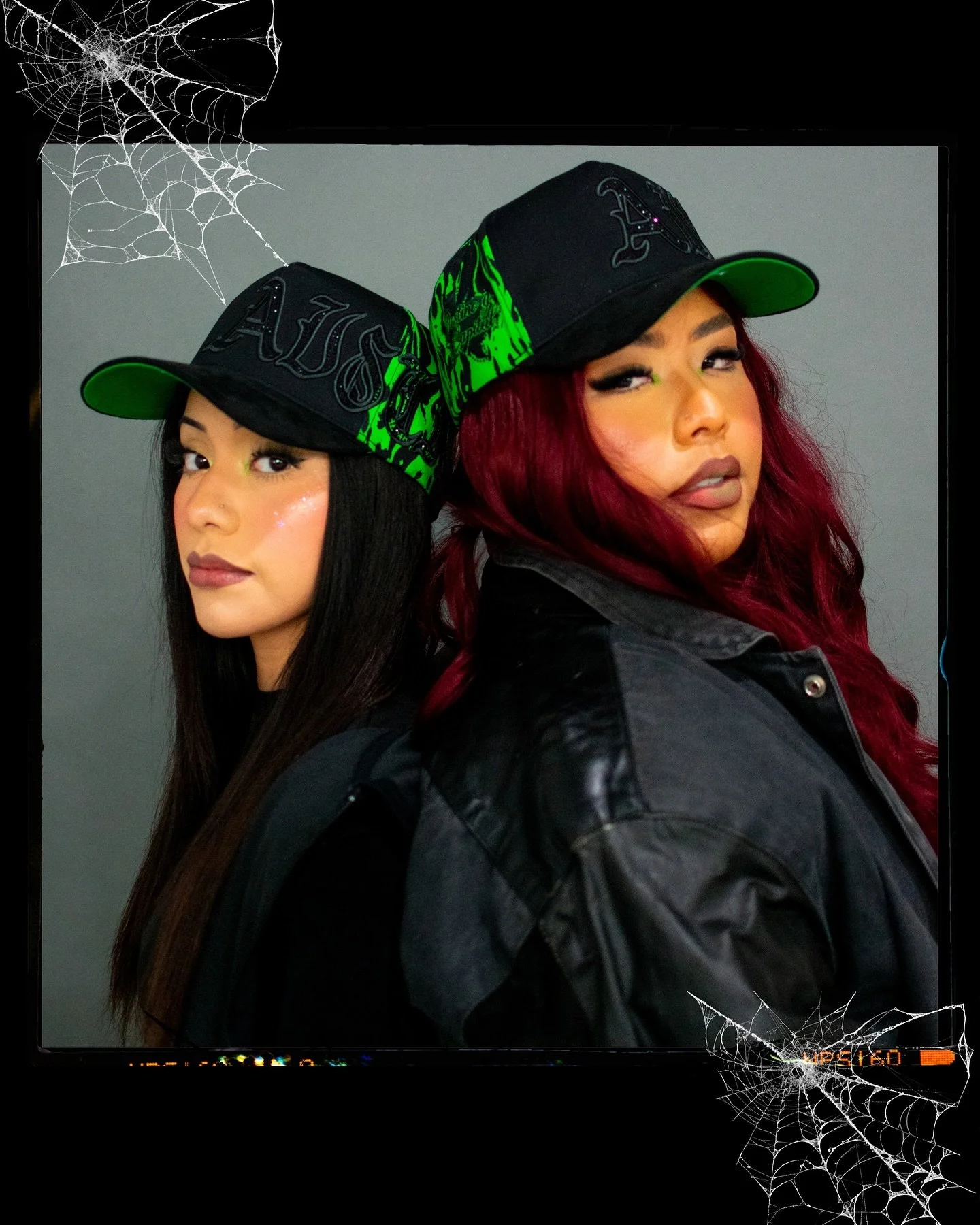 @destino.us DROP TODAY 10/31/25 🕸️ at 7 PM central time AUSTIN felt trucker hats with insane details ✨ pearls, bling y todo echo para Austin TX by @josee_flores 

We need to turn the city green and black!! POP OUT ⭐️

COP YOURS 💚🖤💚
🫱🏽&zwj;🫲🏾 