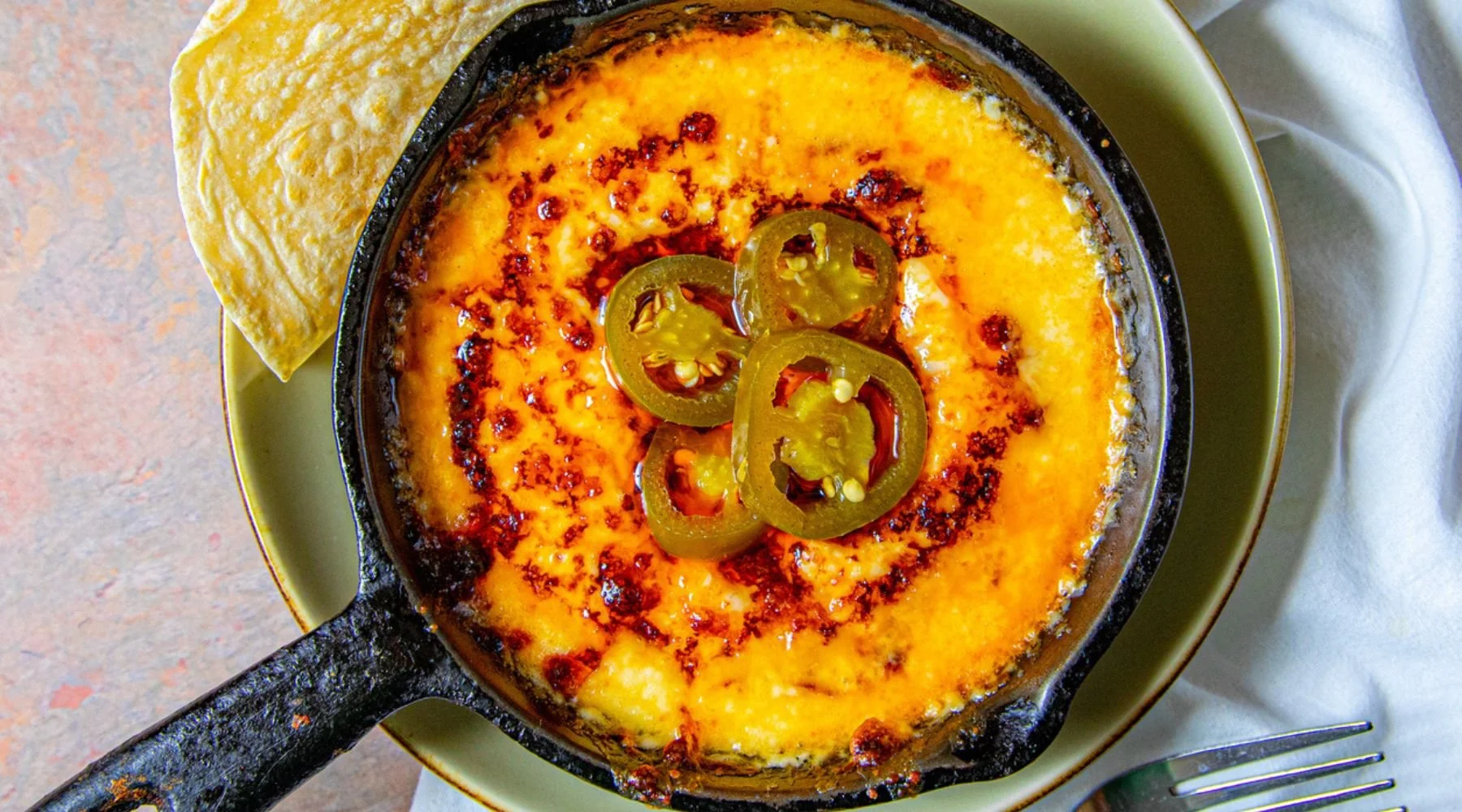 The Ultimate Memorial Day Party Dip Guide (Featuring Crowd-Pleasing Queso)