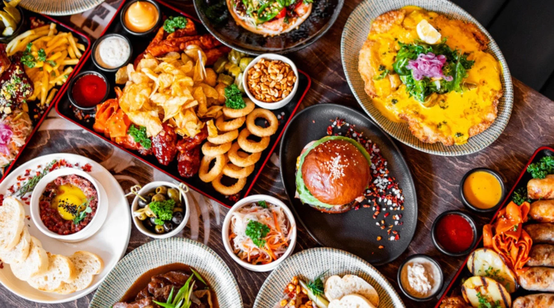 10 Easy Party Appetizers That Pair Perfectly with Queso Dip