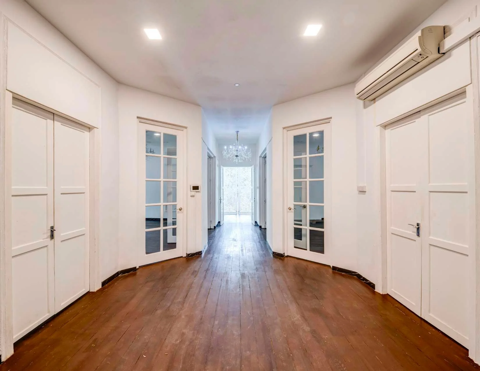 Black & White House Venue Image_pages-to-jpg-0008.jpg