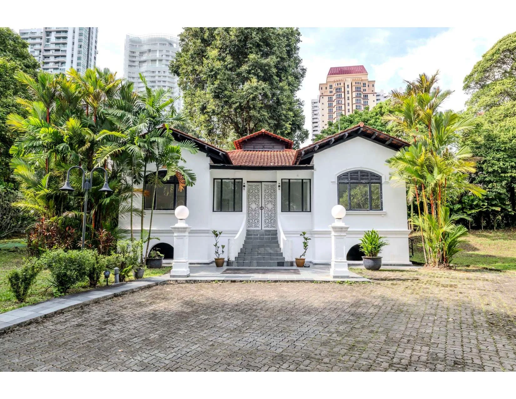 Black & White House Venue Image_pages-to-jpg-0002.jpg