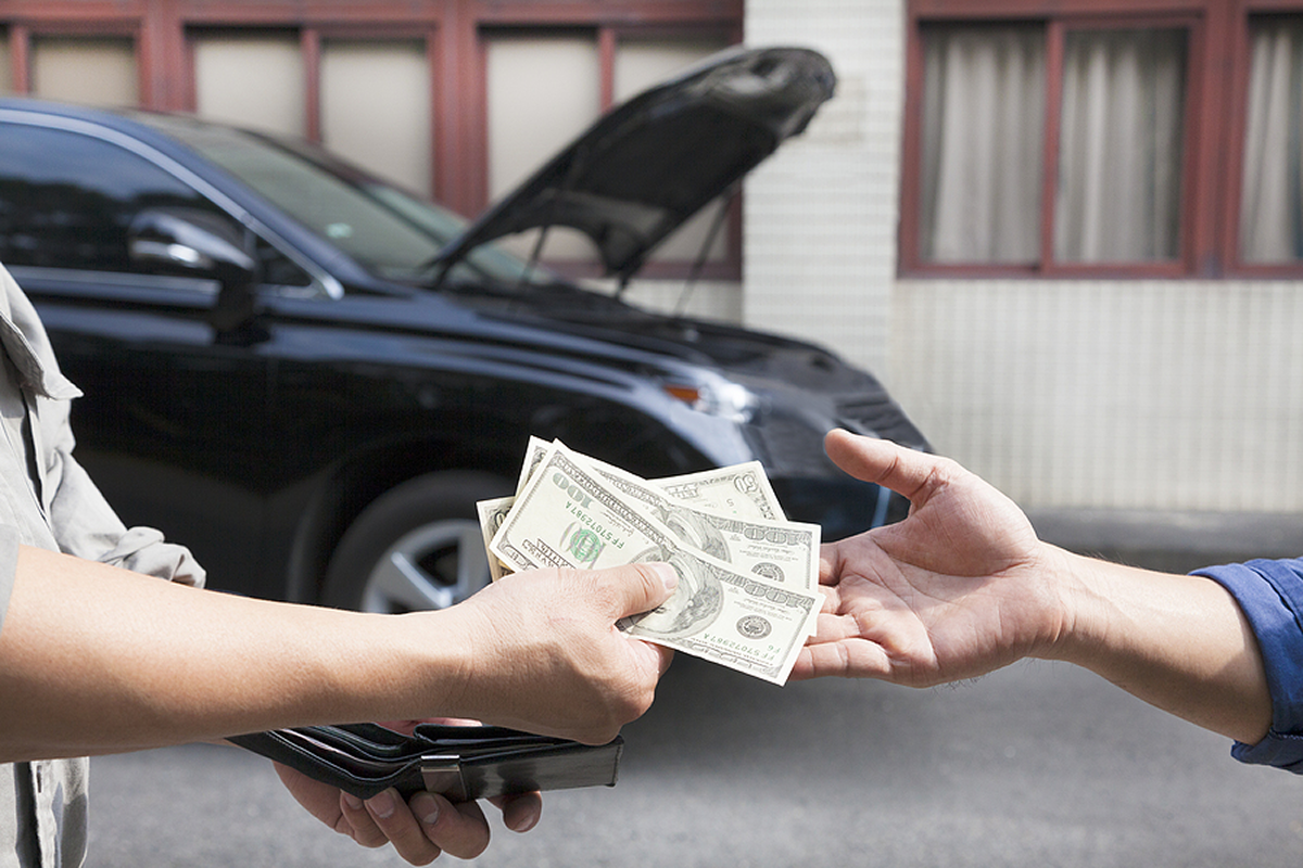 Why Response Time Matters When Selling a Junk Car in Chicago