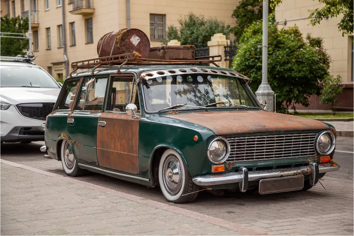 What Makes Some Junk Cars Worth More Than Others in Chicago?