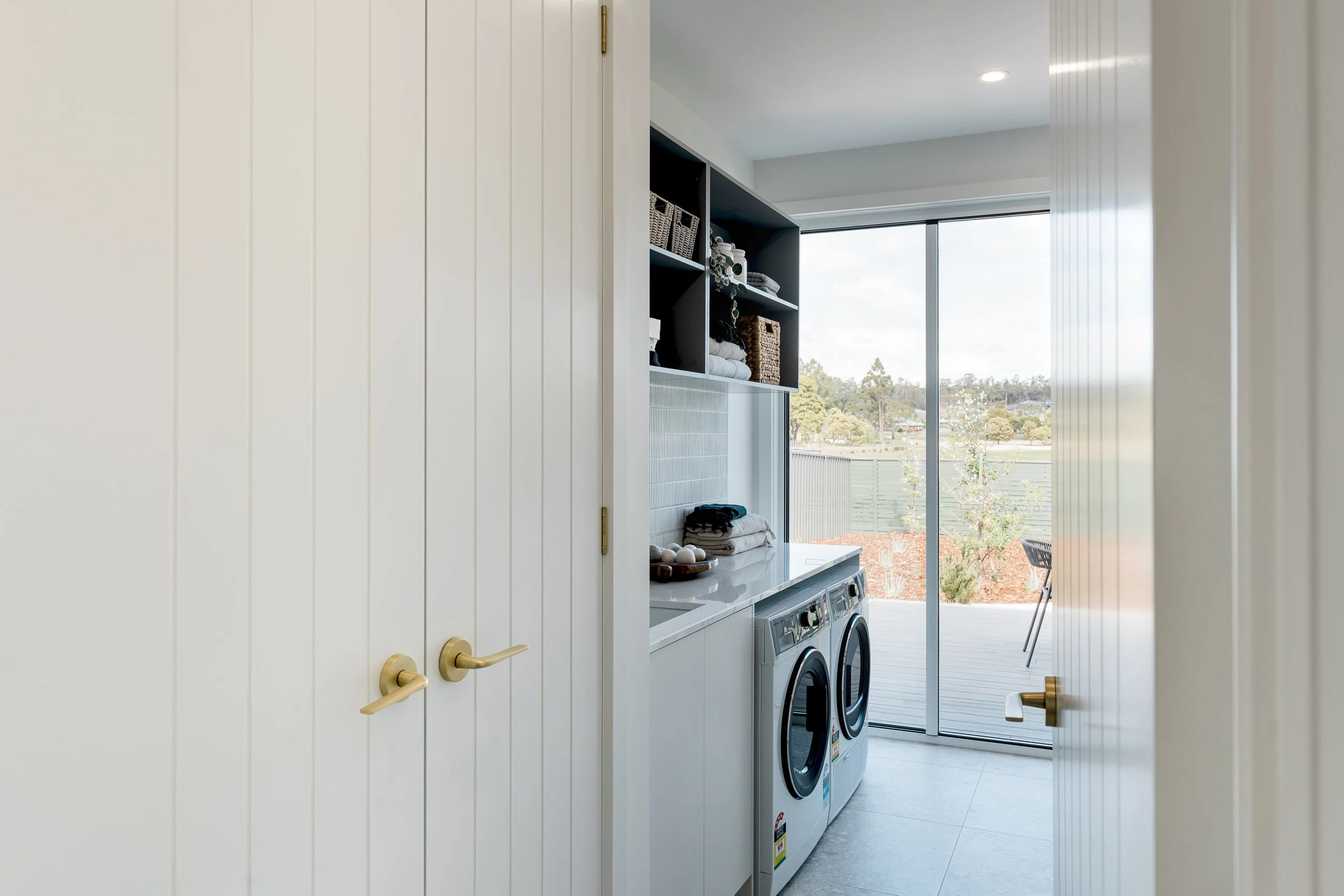 Riverton-27-single-storey-home-design-laundry.jpg