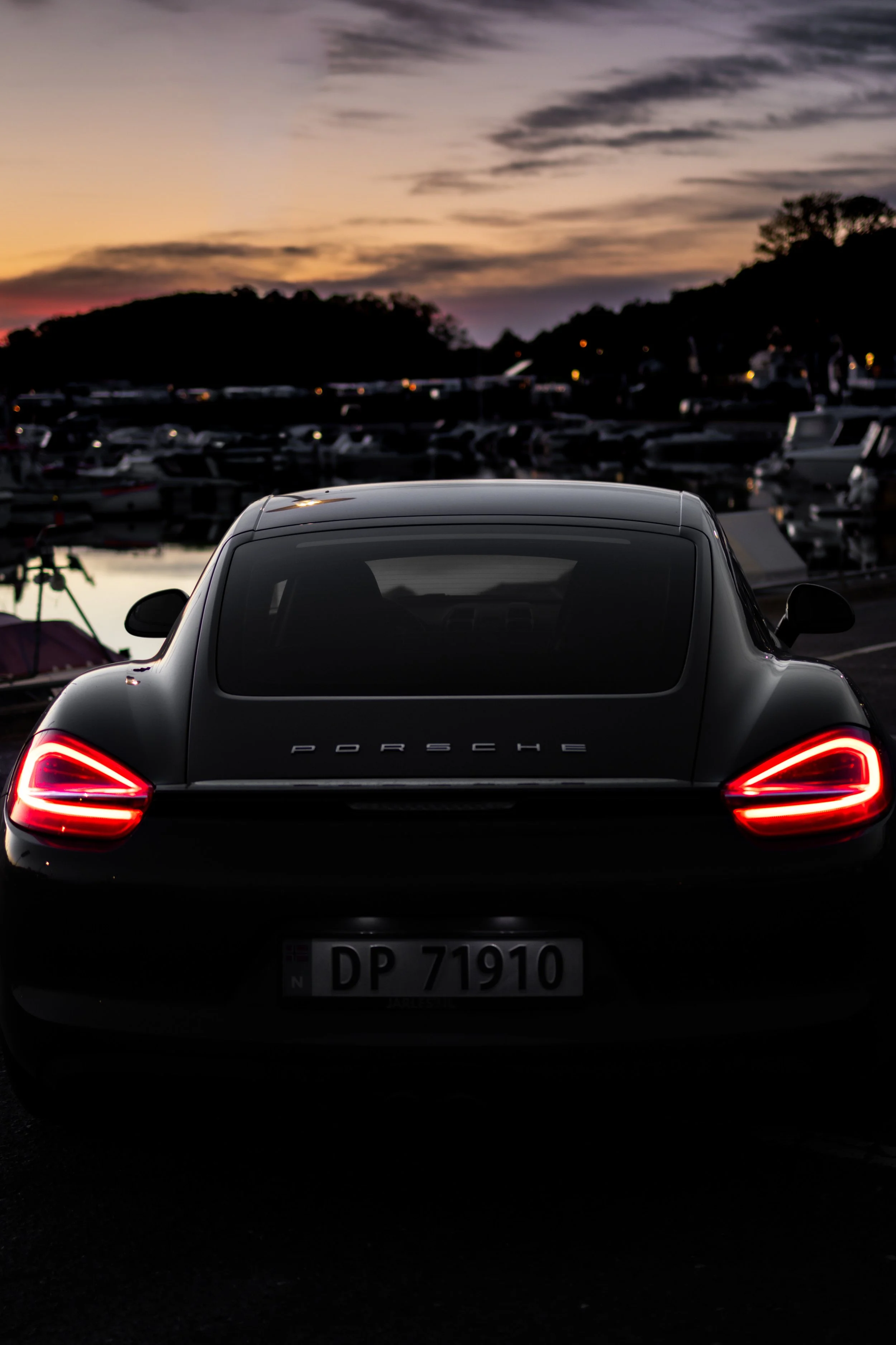 porsche-4.jpg