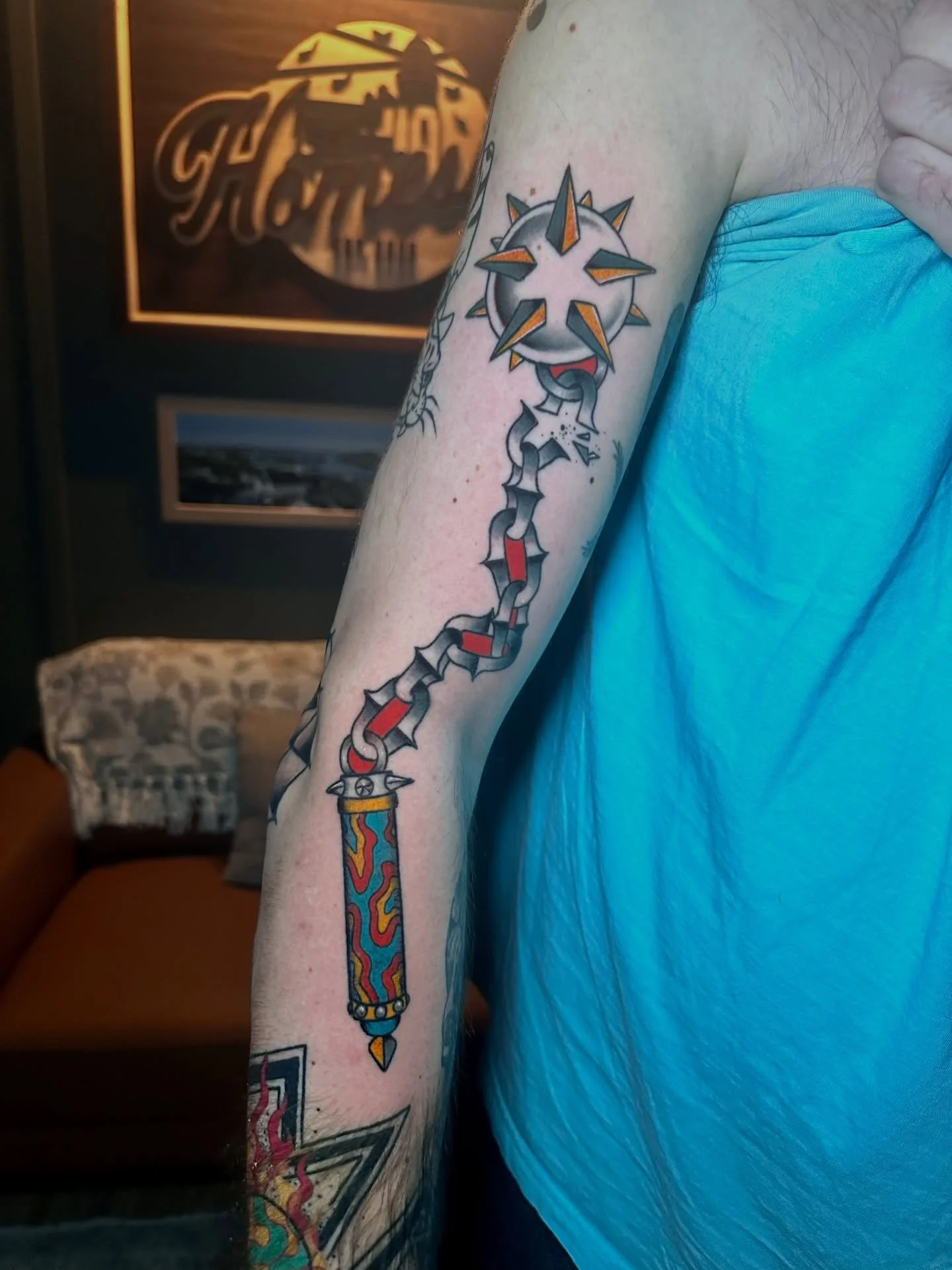 Adding some colour to my layout 🤓 including a 5 month healed photo! 

&bull;
&bull;
&bull;

#tradtattoo #flail #flailtattoo #colortattoo #patchwork