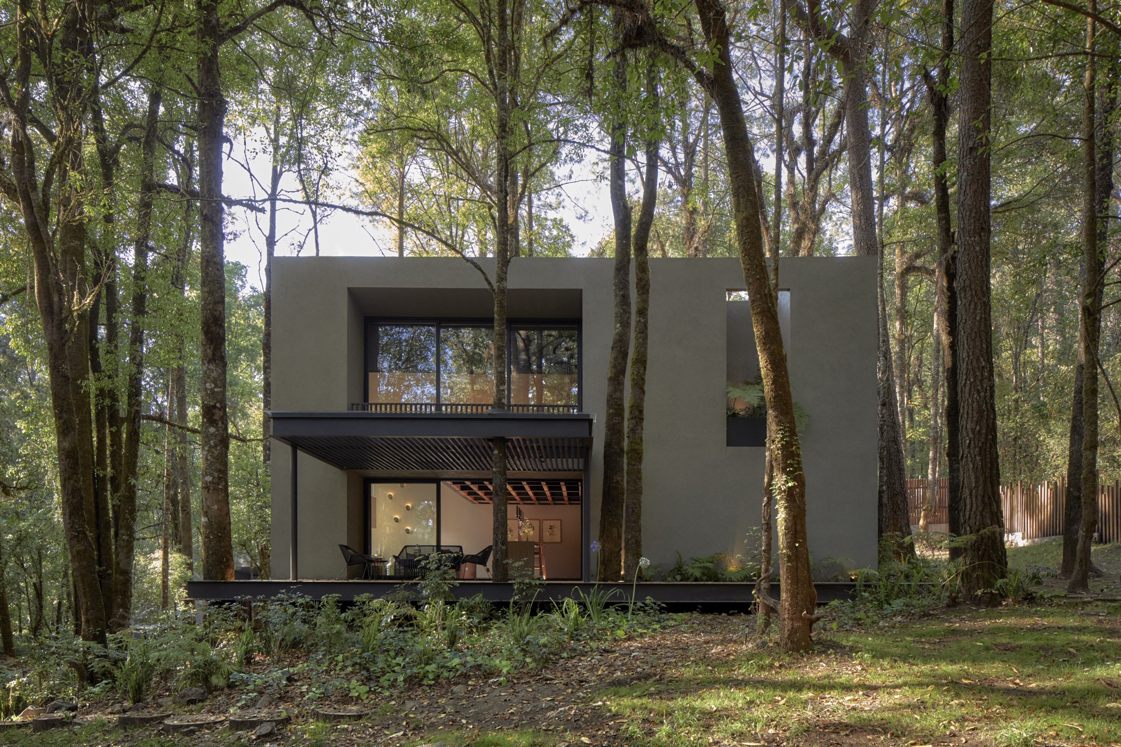 02_RSS_CABAÑA PRINCIPAL_FACHADA POSTERIOR.jpg