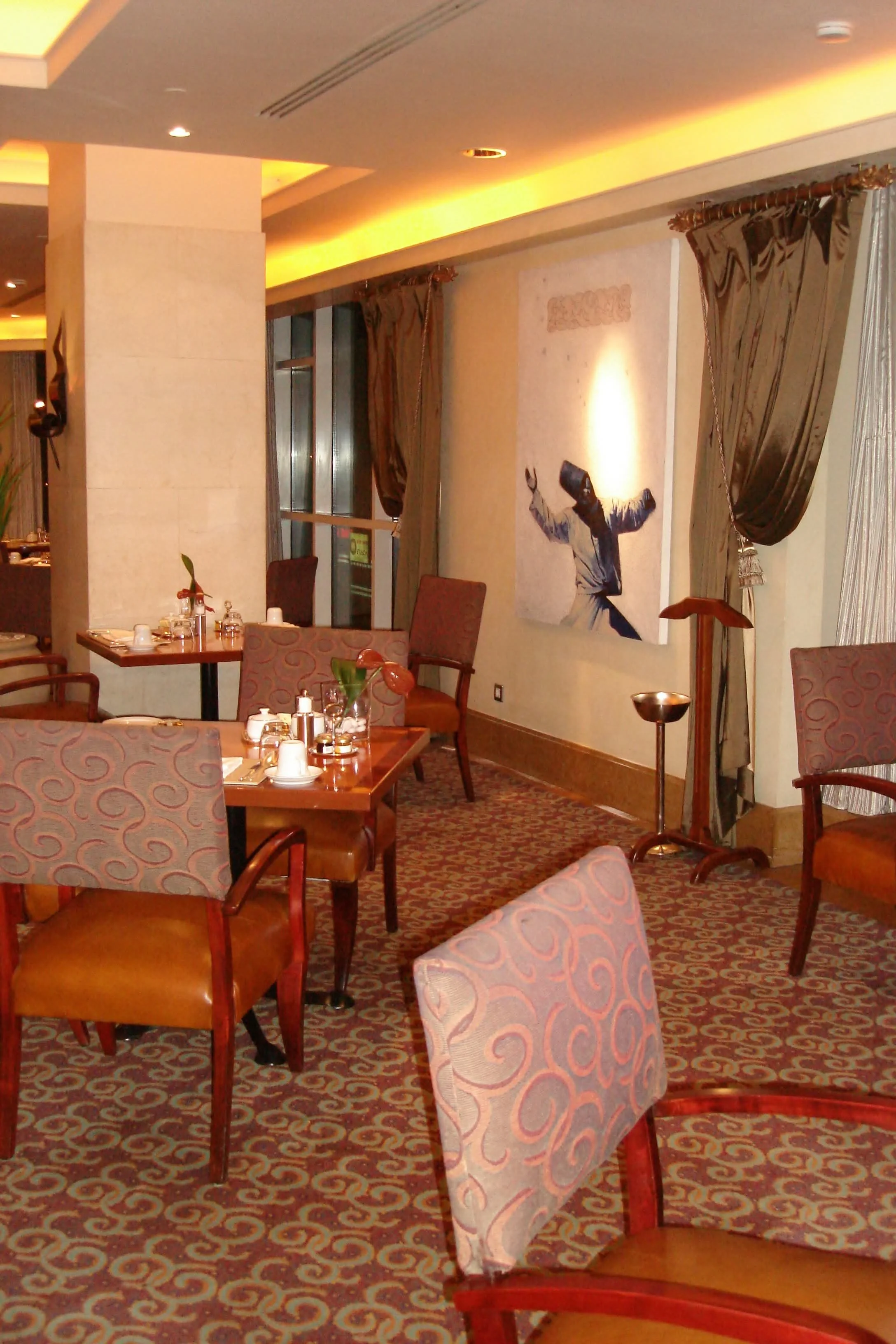 Atef Ahmed at Seasons Restaurant 3.JPG