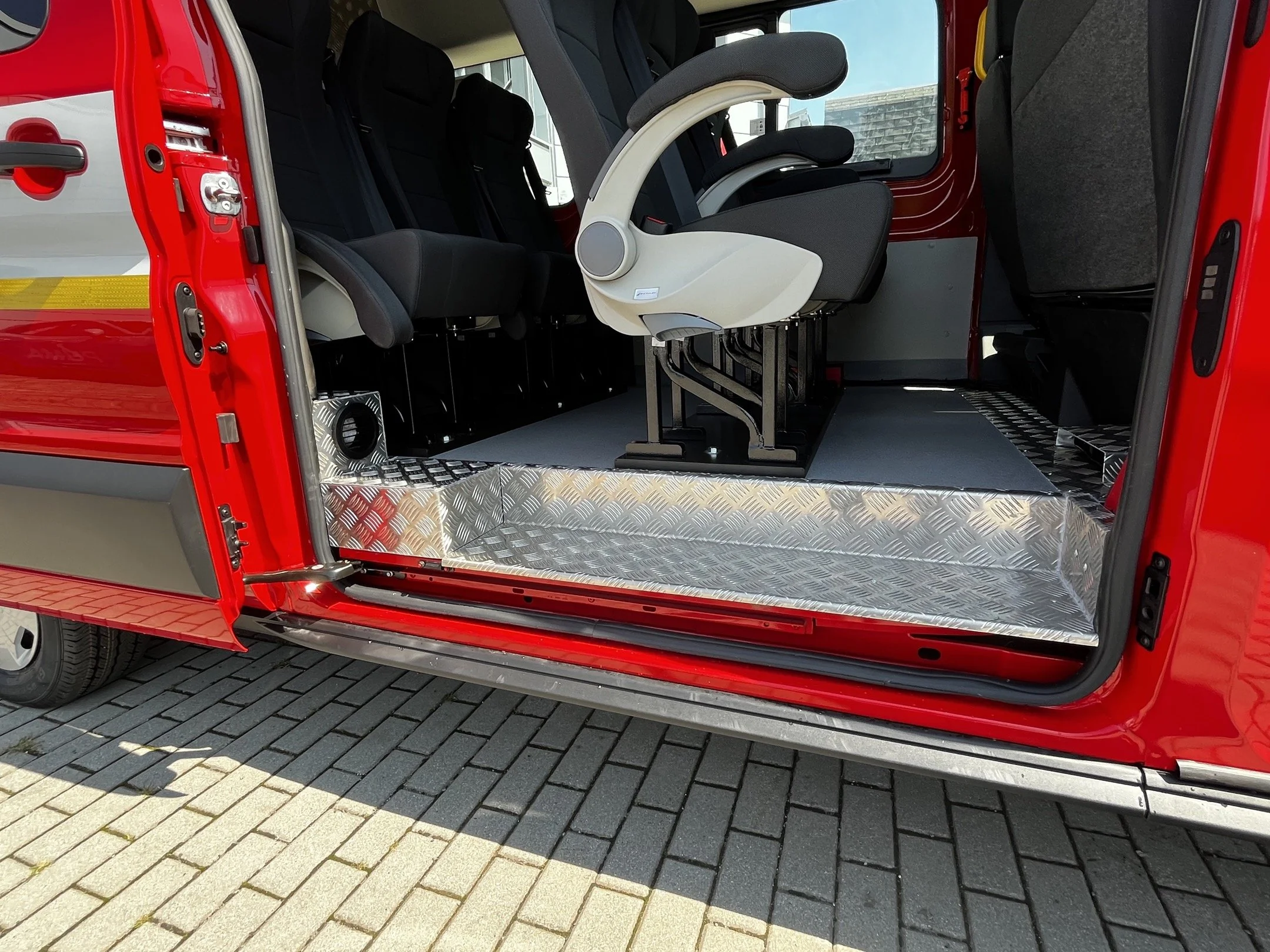 Ford, Transit, L3H2, 4x4, pevná montáž m.jpeg